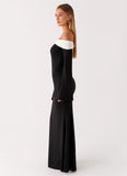 Hits Different Long Sleeve Maxi Dress Black