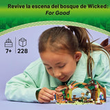 LEGO Refugio Malvado de Elphaba Juego de Construcción Figuras de Juguetes de Elphaba y Fiyero y Juego de Reparto con Amigos del Bosque Bloques de Construcción de Juego Simulado para Niños Edades