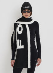 Black Fourth Branded Knitted Scarf