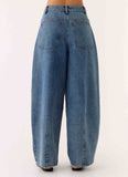 Zayn Pleated Denim Jeans Light Wash Blue
