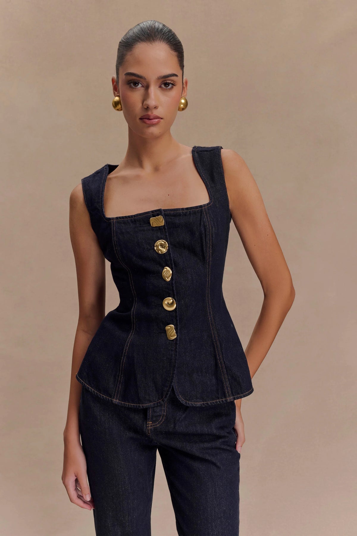 Neve Sleeveless Buttoned Denim Top Washed Indigo Blue