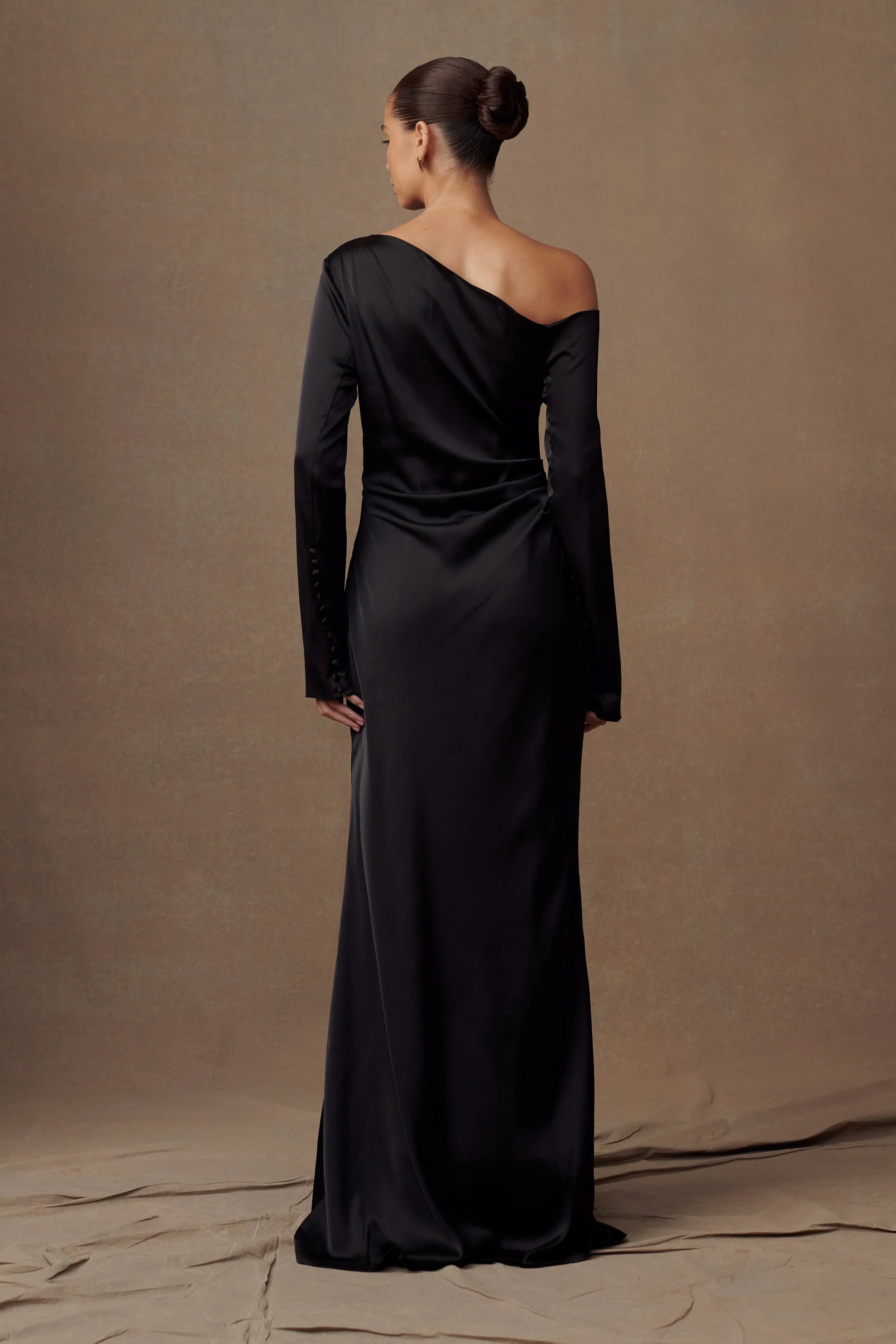 Avery Long Sleeve Maxi Dress Black