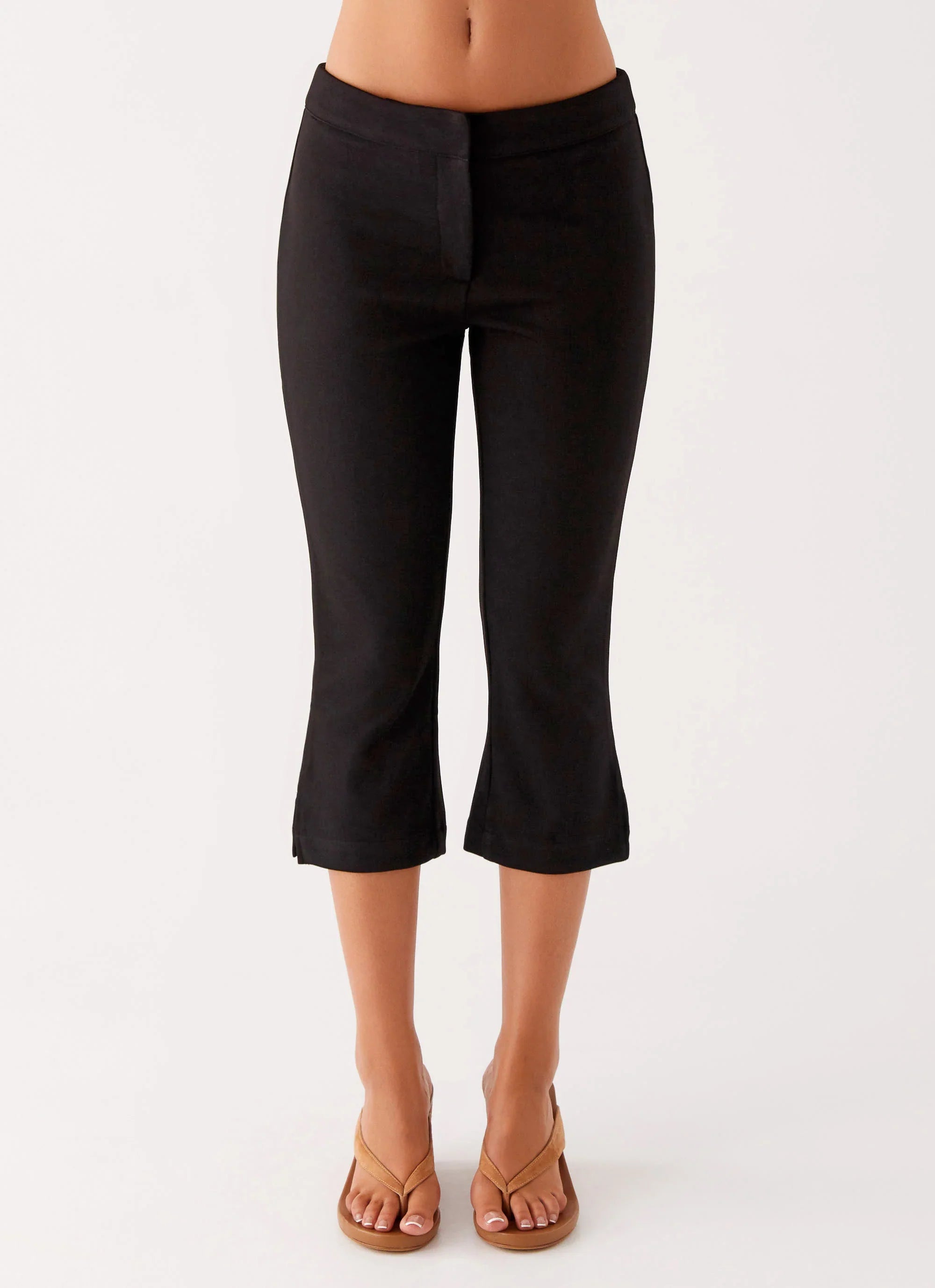 Rue Capri Pants Black
