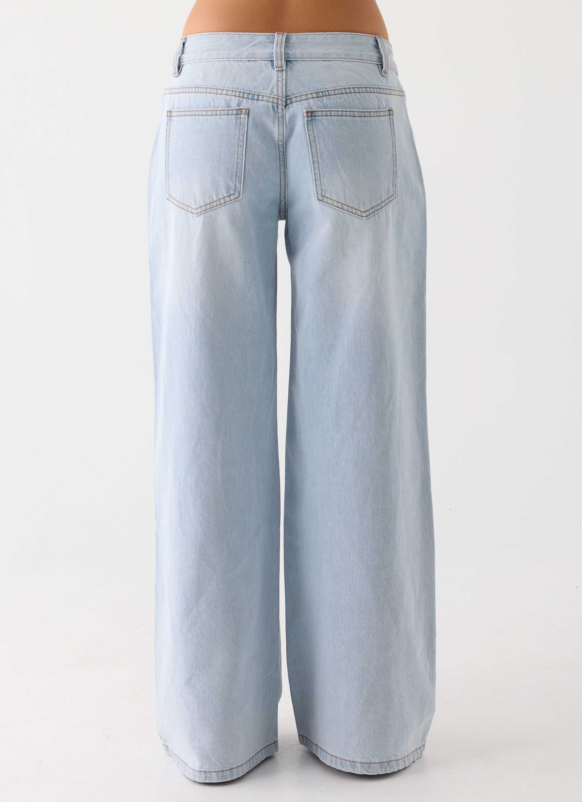 Neo Low Rise Wide Leg Denim Jeans Light Blue Wash