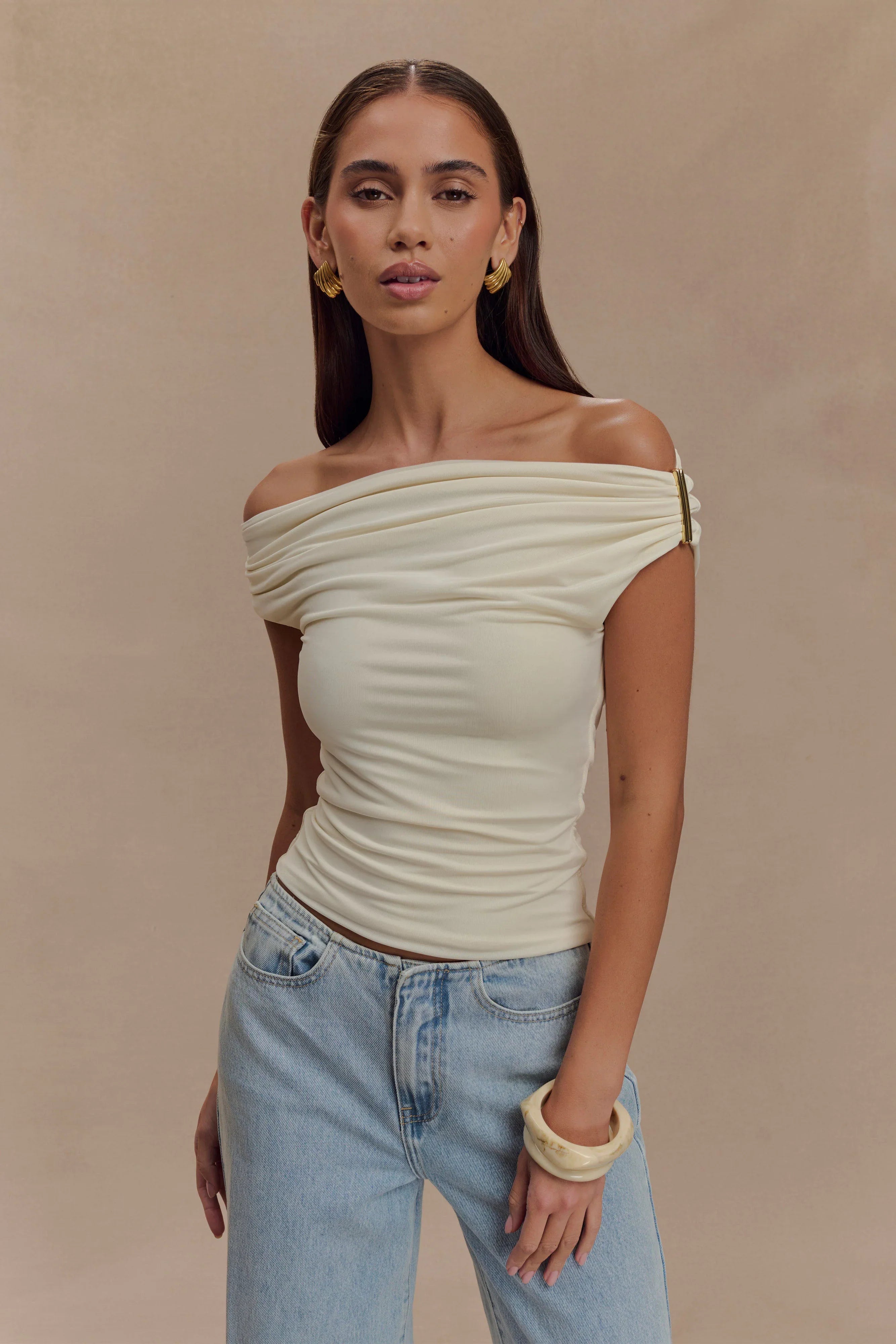 Kinsley Slinky Top With Hardware Ivory