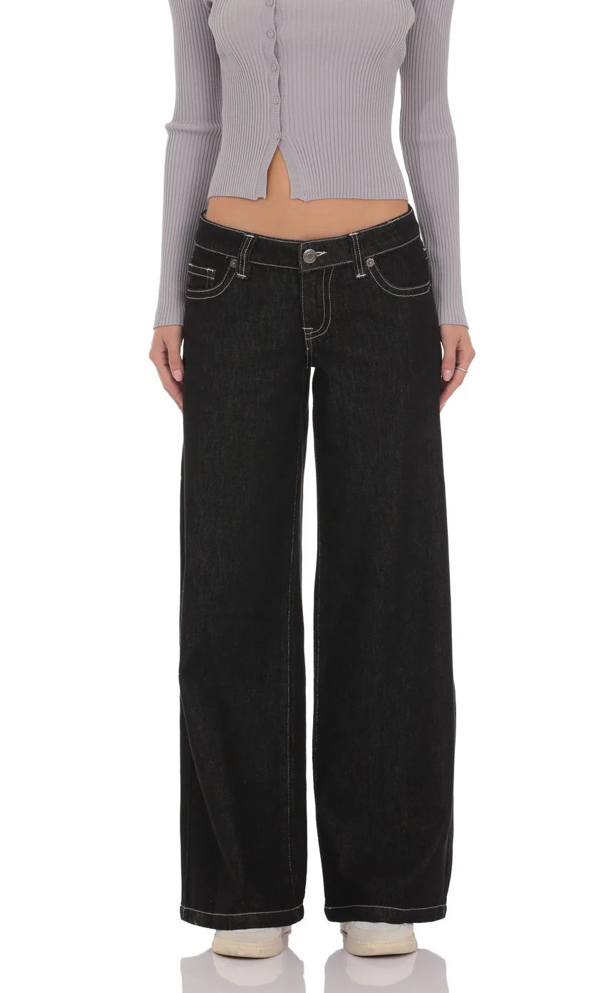 Low Rise Wide Leg Jeans in Black