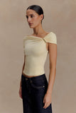 Kinsley Slinky Top With Hardware Pale Lemon
