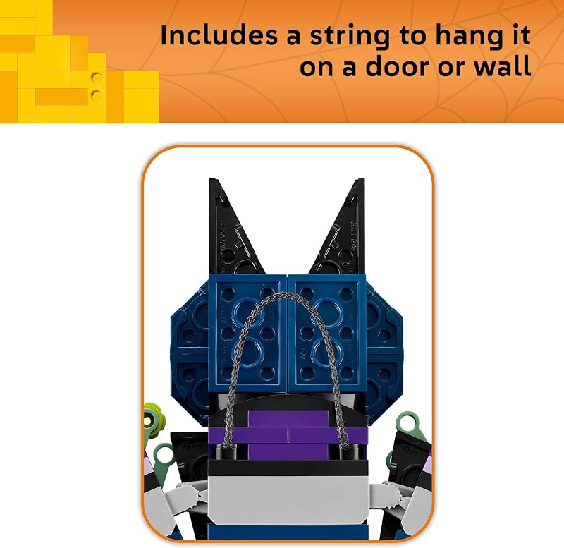 LEGO Halloween Wreath 40825 Building Toys for Boys Girls Ages 12 Halloween Decor Craft W String to Hang 617 pieces Gift for Kids