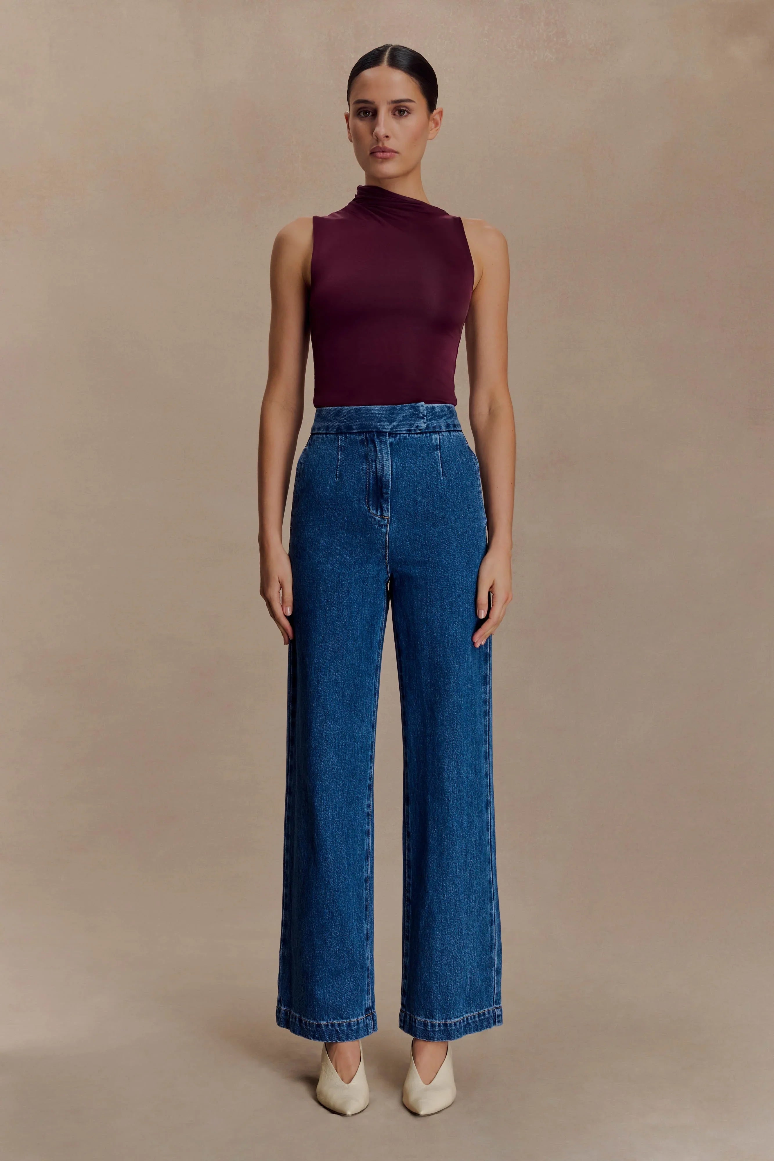 Hadleigh Sleeveless Slinky Top Burgundy