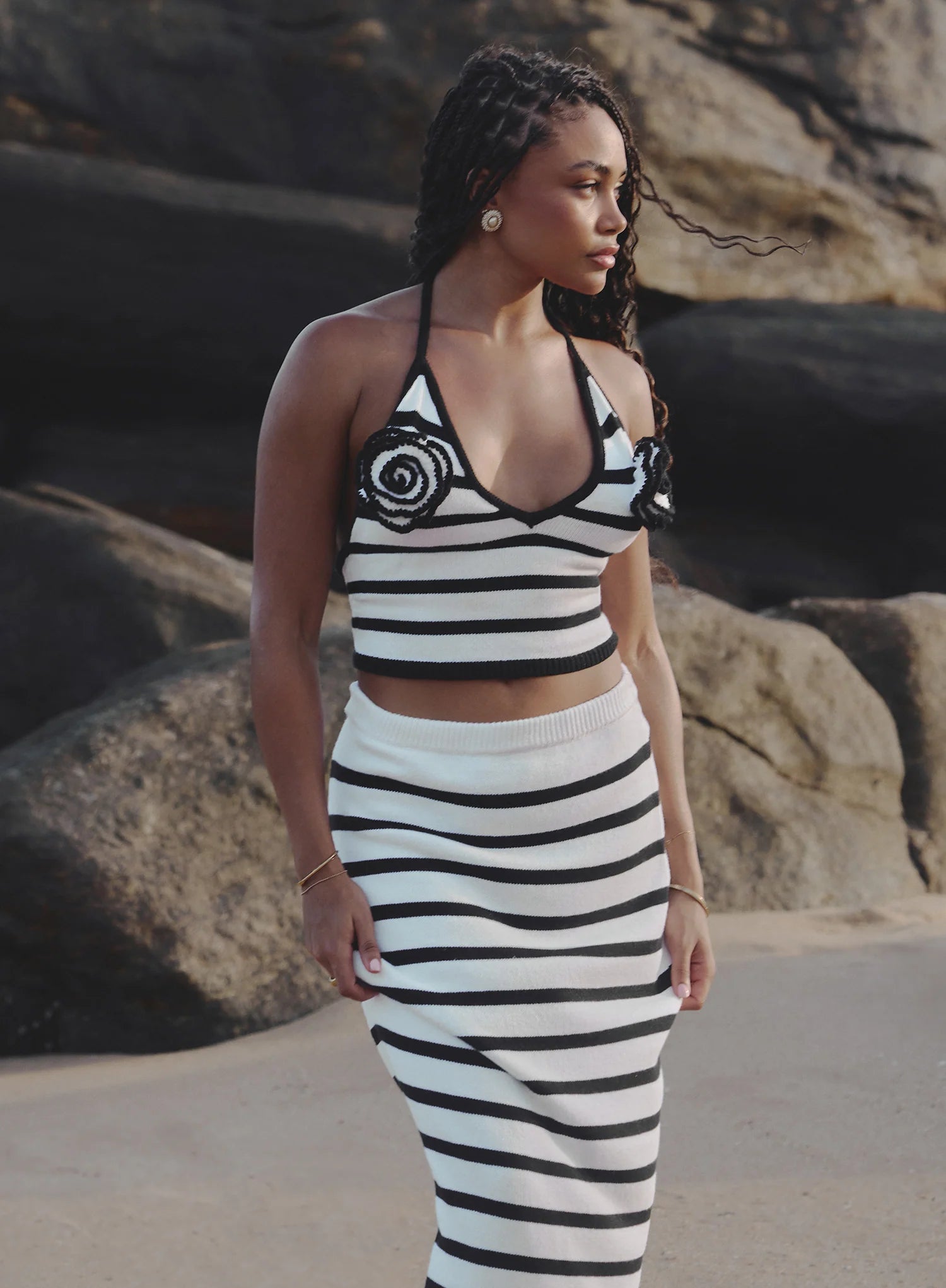 Black And White Stripe Knit Corsage Halterneck Top