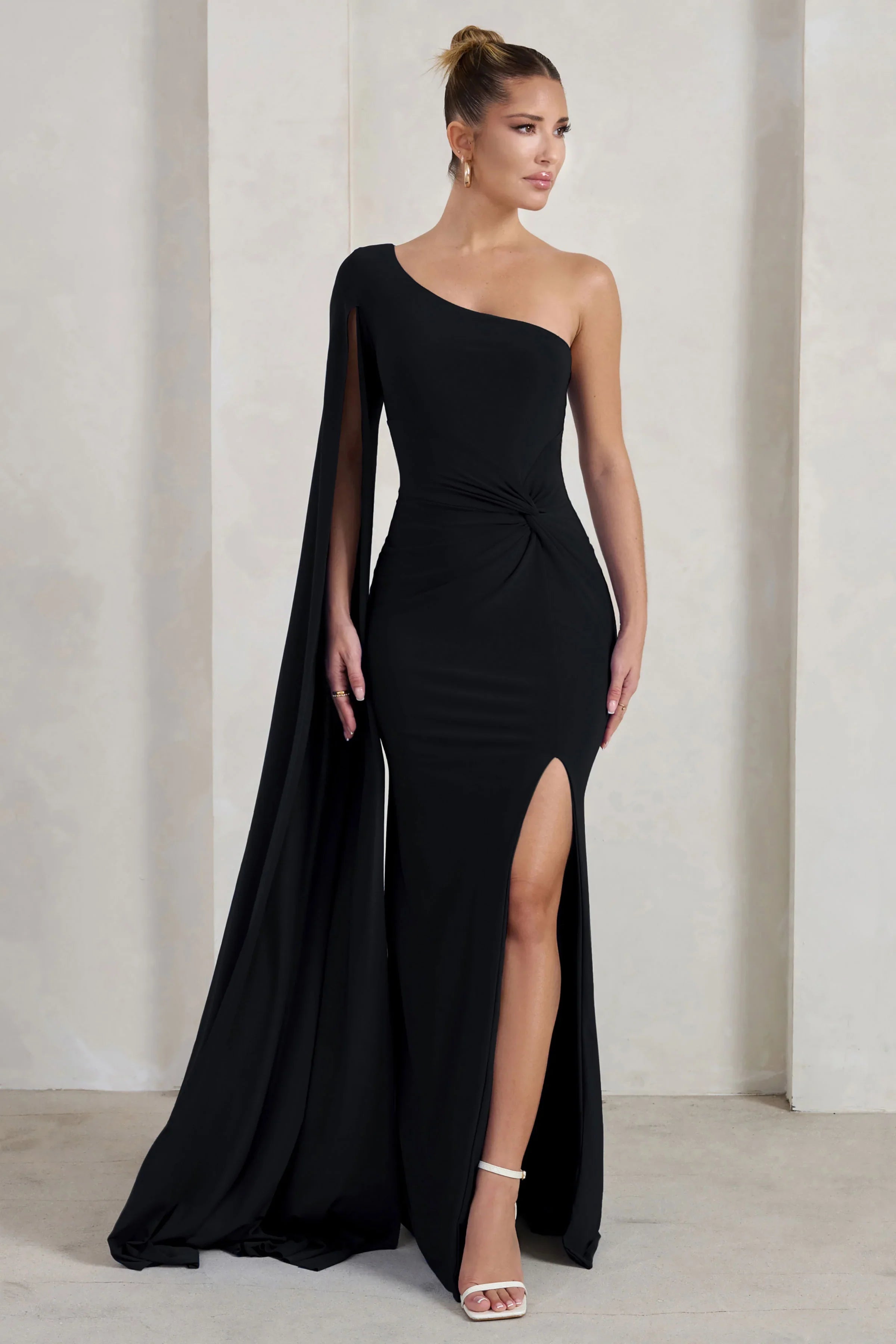 Romi Black One Shoulder Twist Design Maxi Dress