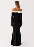 Hits Different Long Sleeve Maxi Dress Black