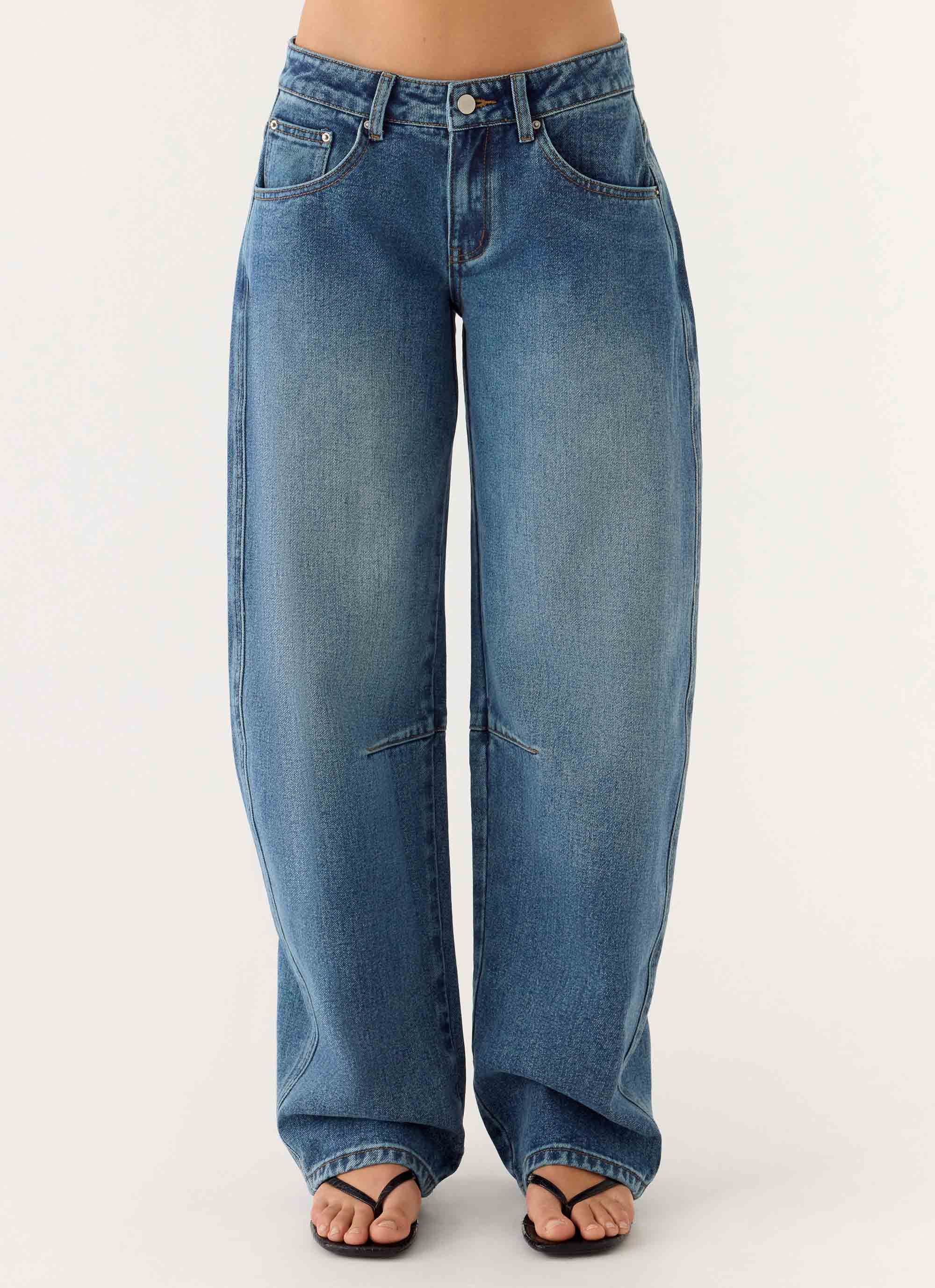 Stevie Low Rise Barrel Leg Denim Jeans Mid Wash Blue