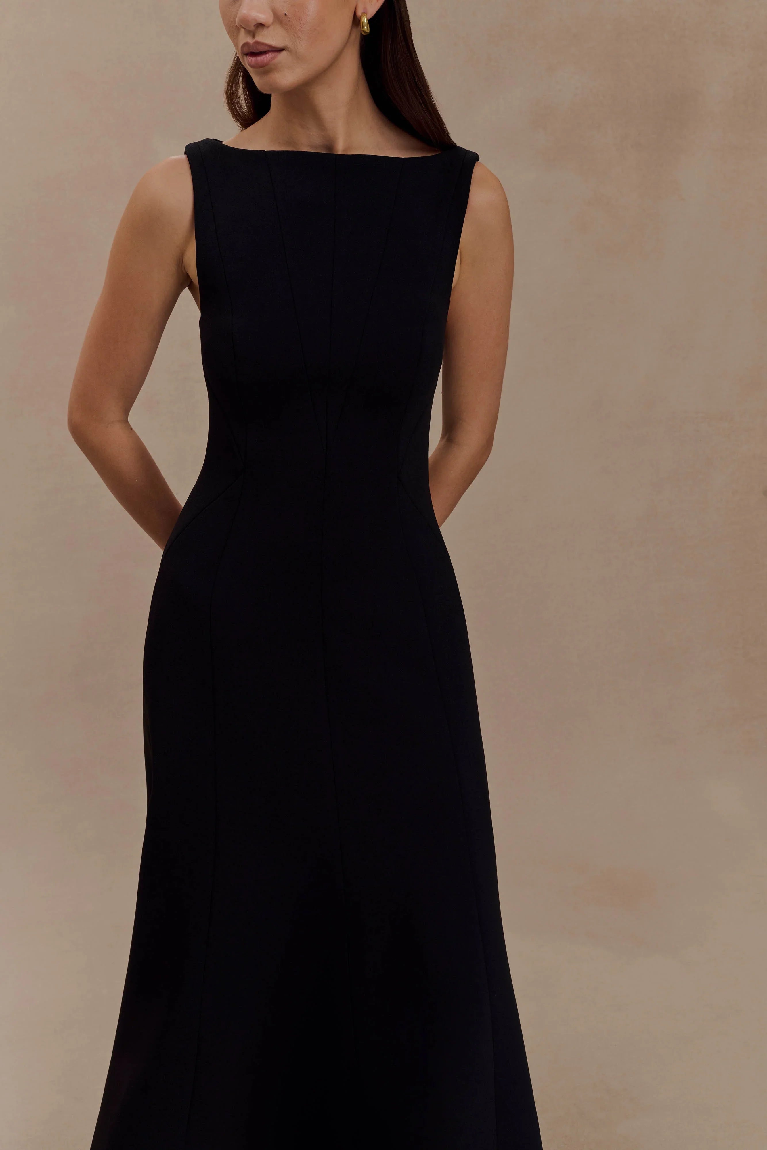 Callista Crepe A Line Midi Dress Black