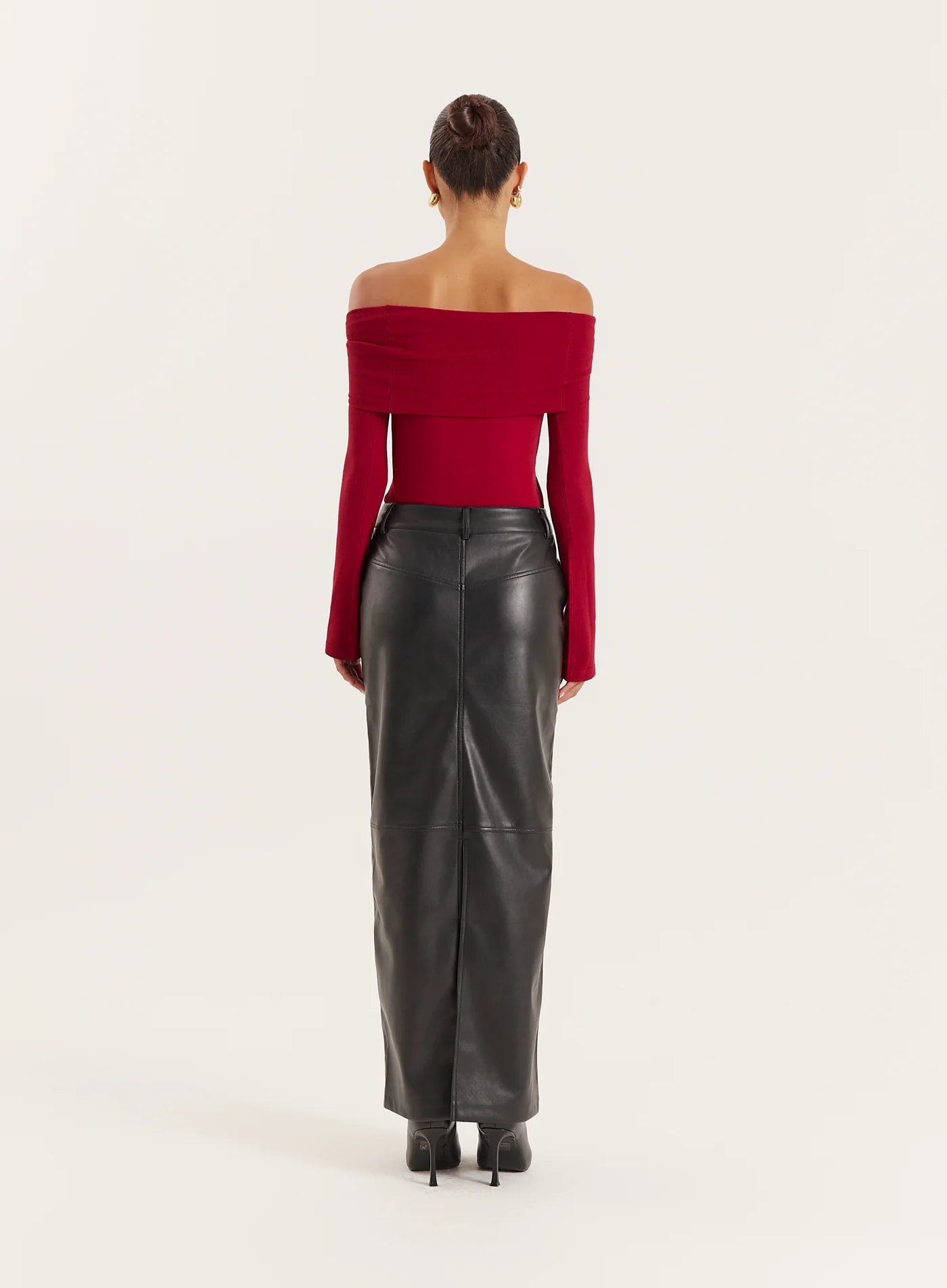 Red Gold Hardware Detail Knitted Long Sleeve Top