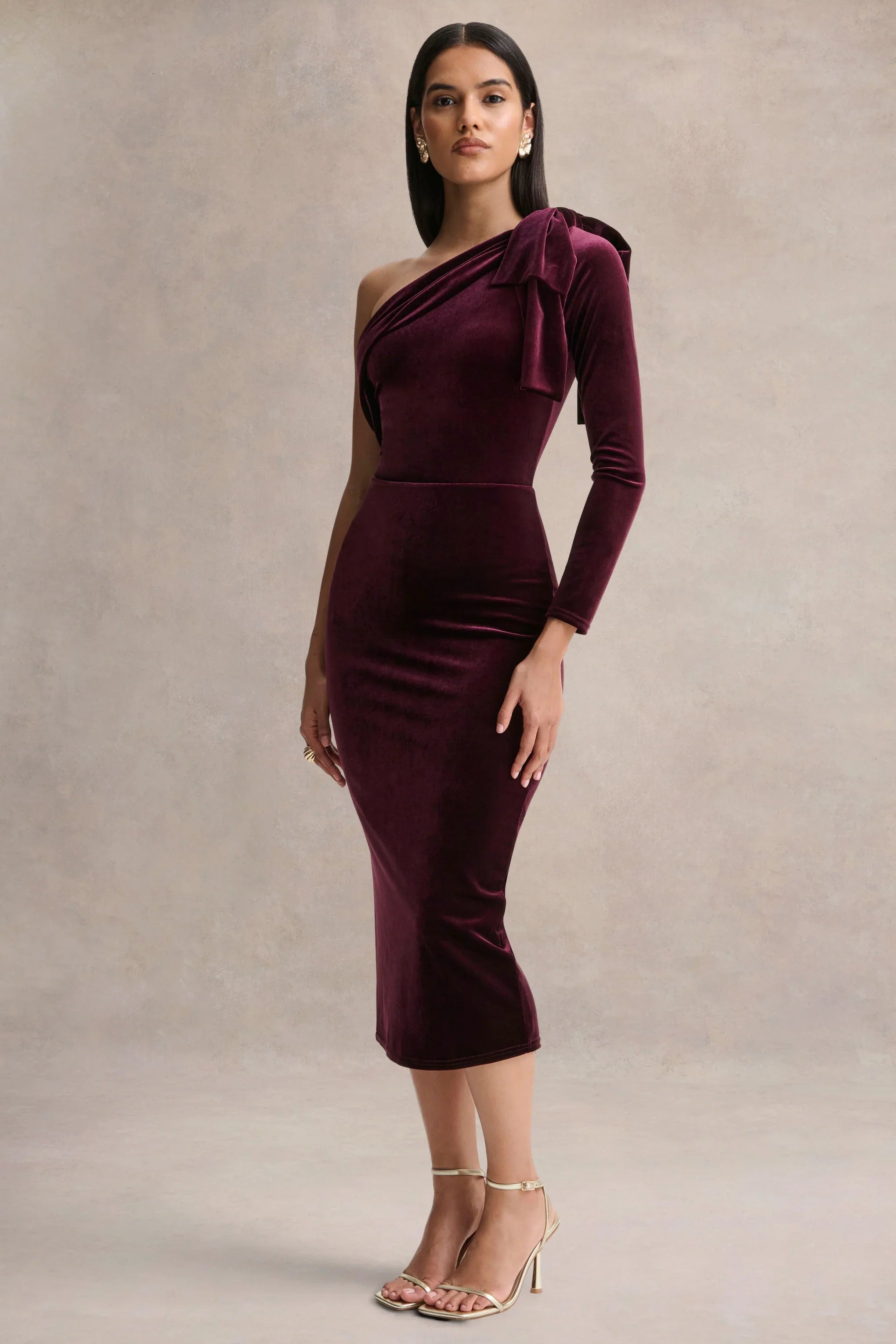 Vespera Burgundy Velvet Asymmetric Neck Midi Dress With Bow Detail