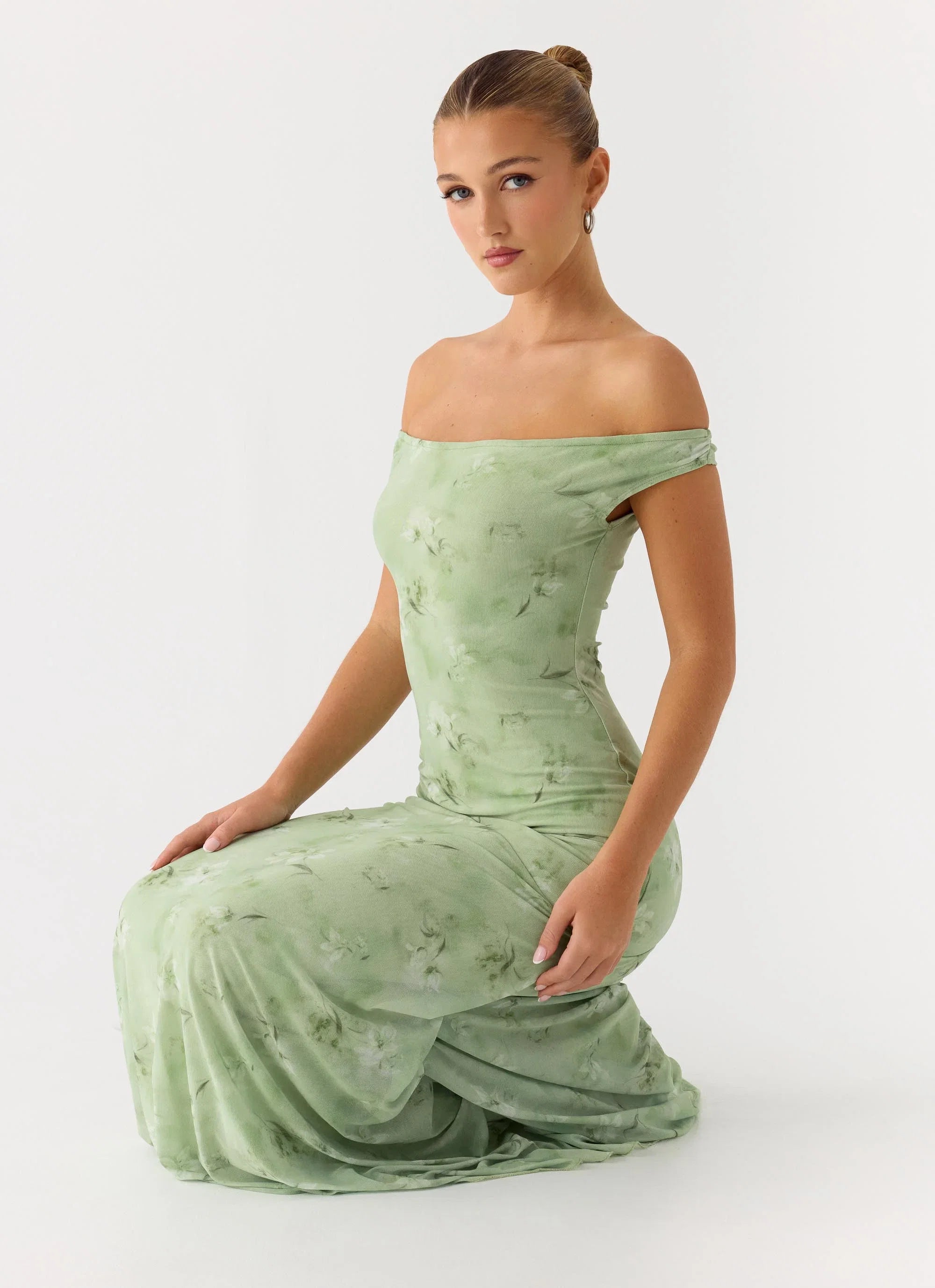 Wasting Time Maxi Dress Blurred Lime