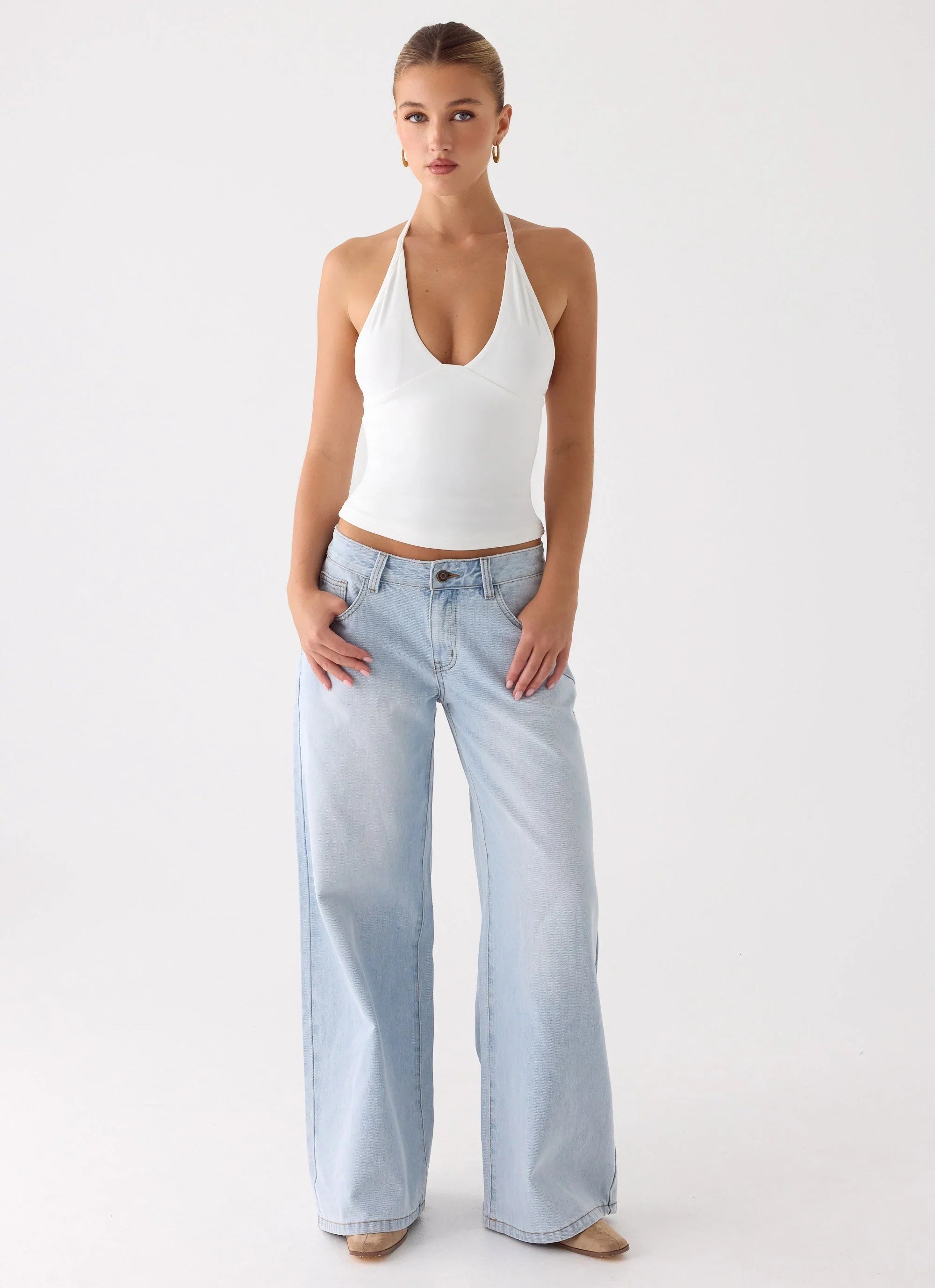 Neo Low Rise Wide Leg Denim Jeans Light Blue Wash