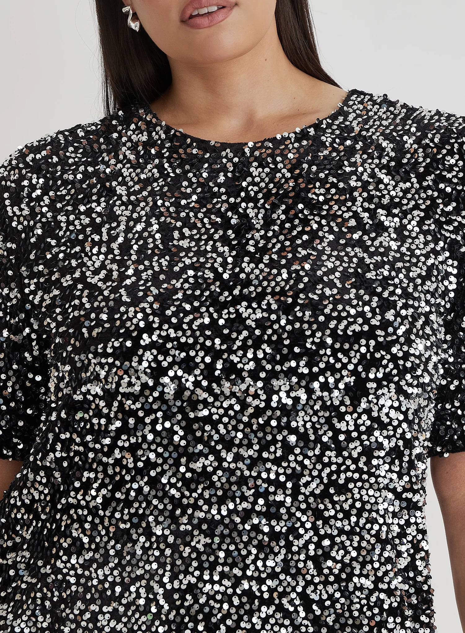 Black Curve Open Back Sequin T Shirt Dress