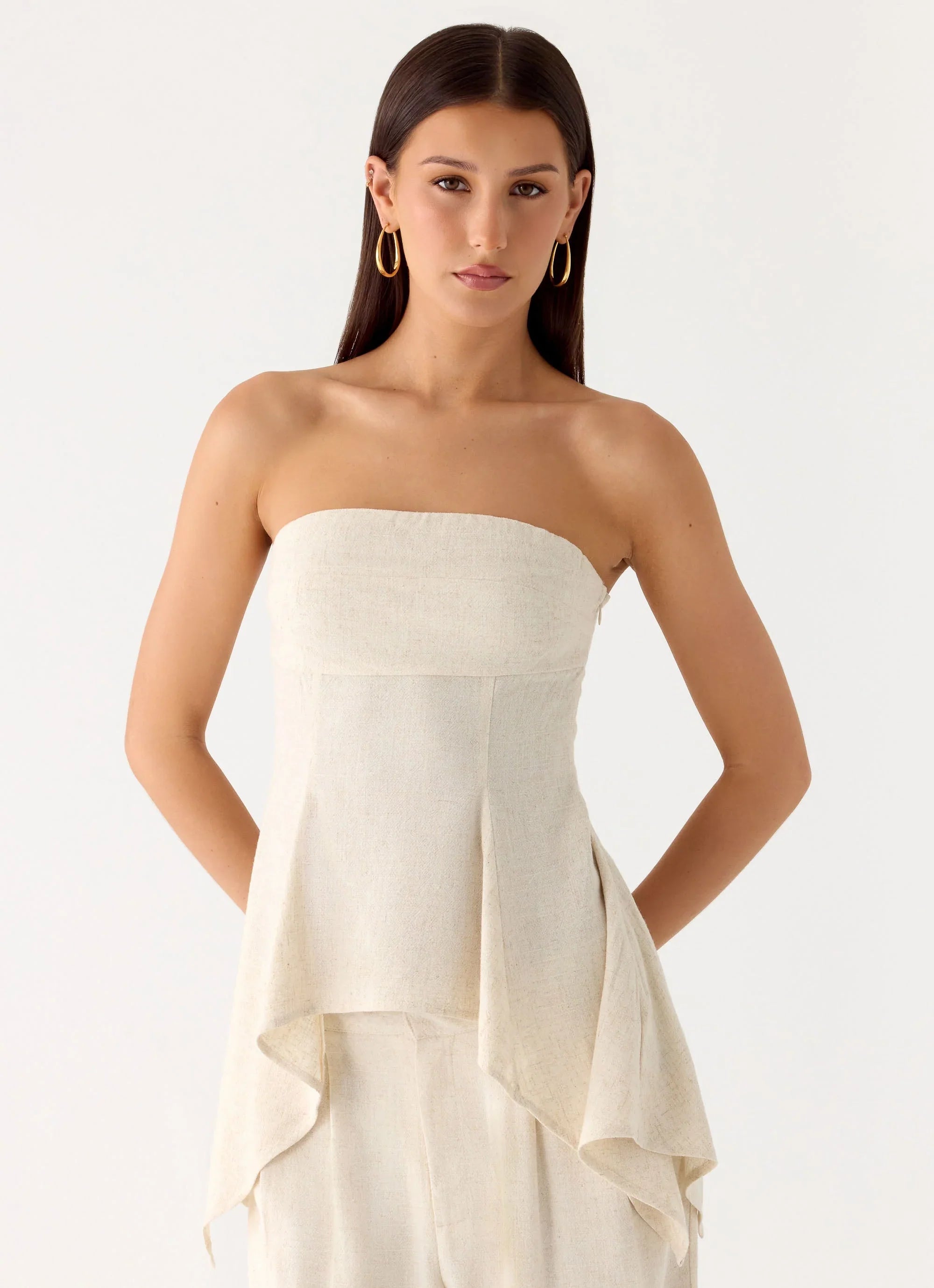 Rossi Hanky Hem Linen Top Oatmeal