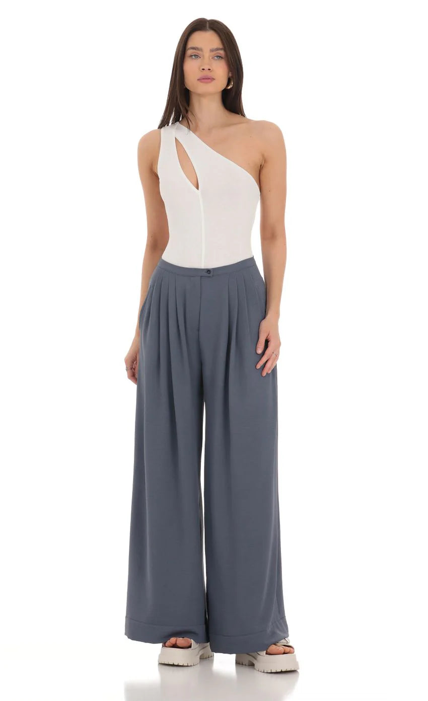 One Shoulder Keyhole Bodysuit in White
