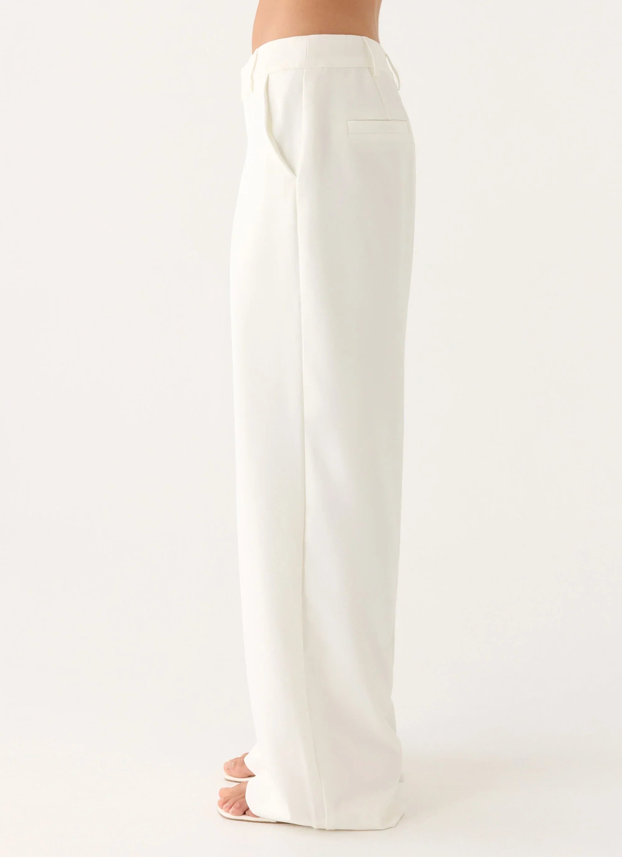 Sora Low Rise Pant White