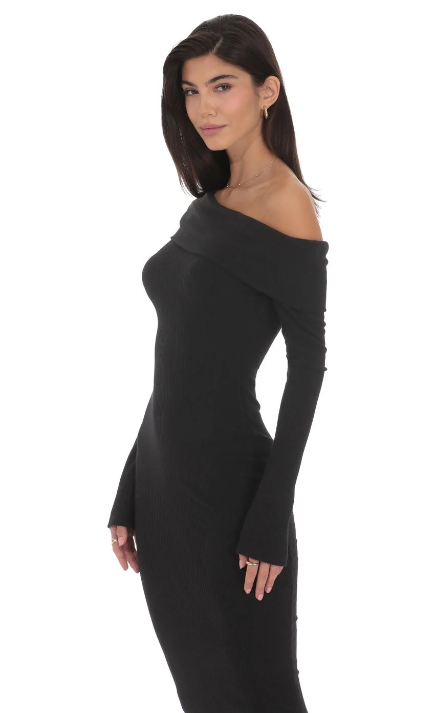 Ribbed Off Shoulder Maxi Dress in Black
