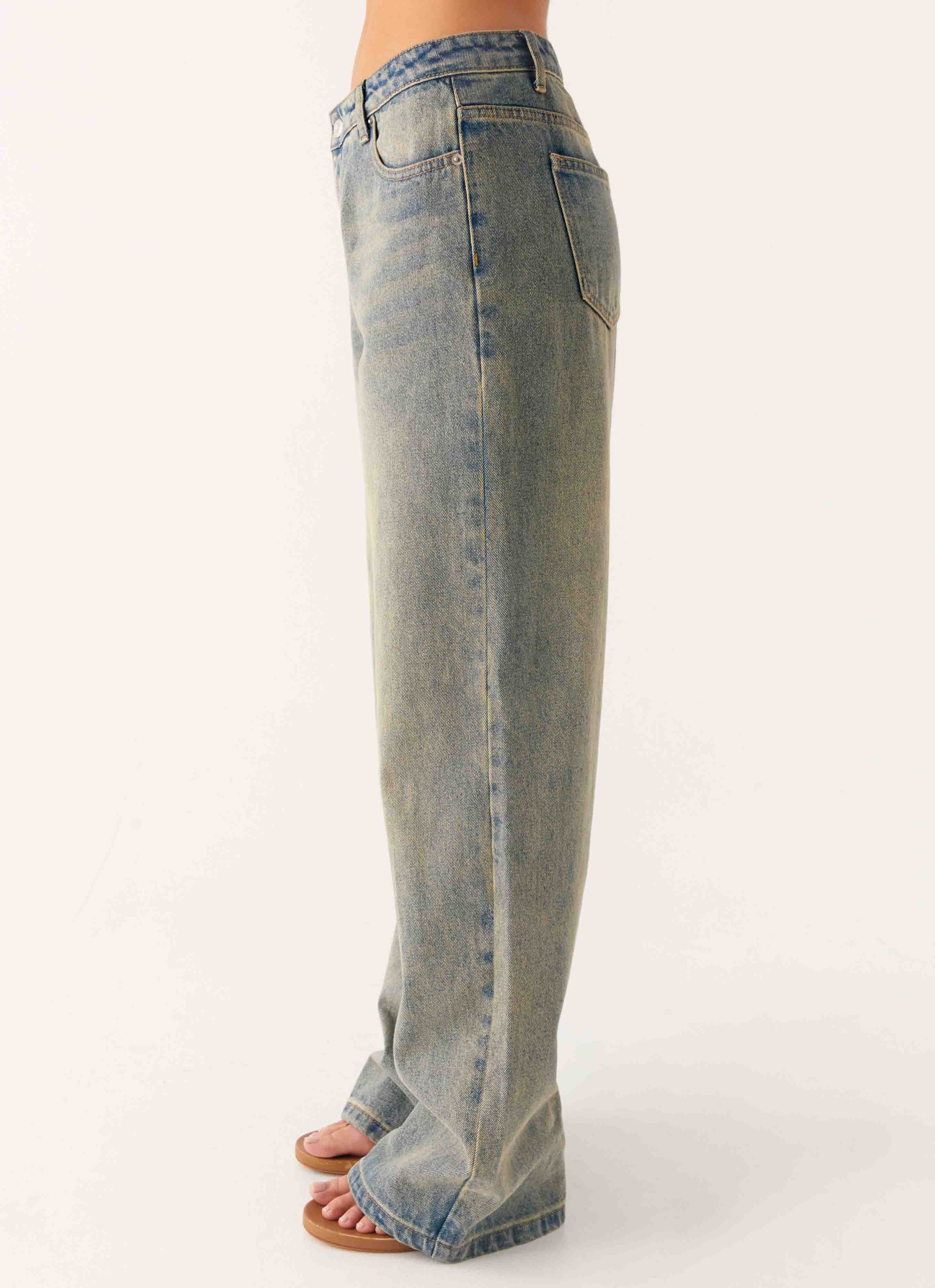 Keanna Low Rise Denim Jeans Dirty Wash