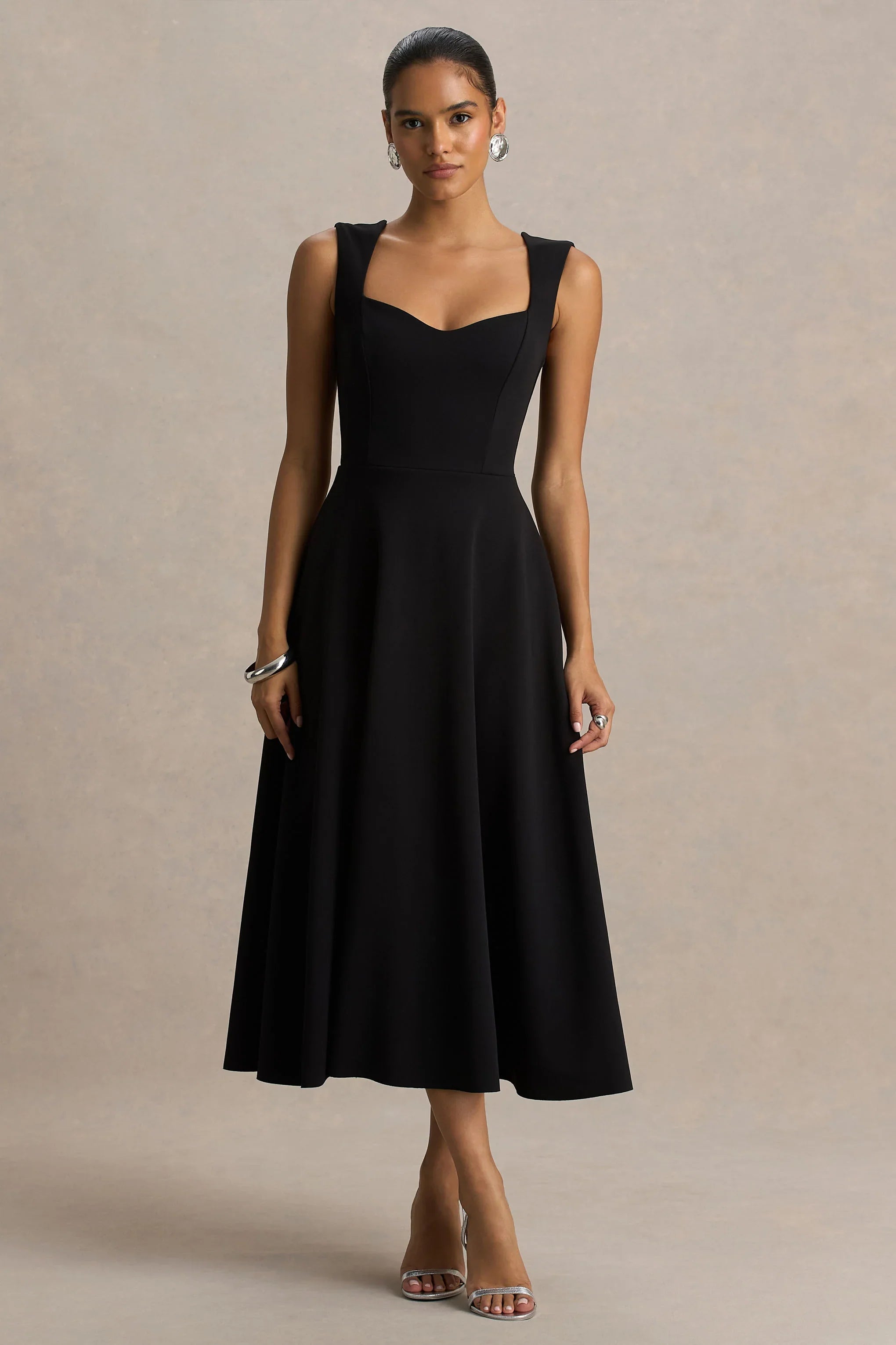 Andromeda Black Sweetheart Neck Midi Dress