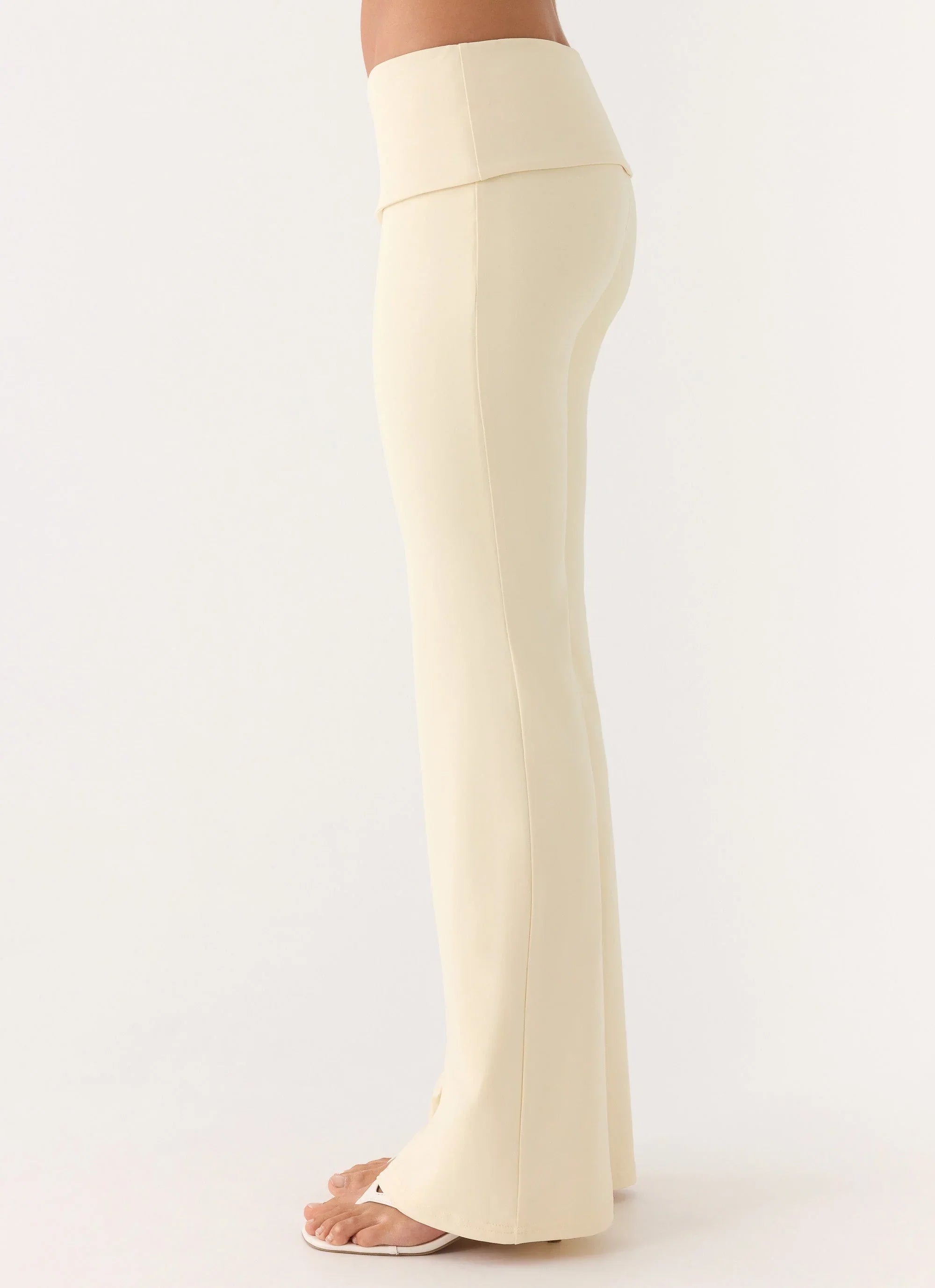 Renae Low Rise Pants Baby Yellow