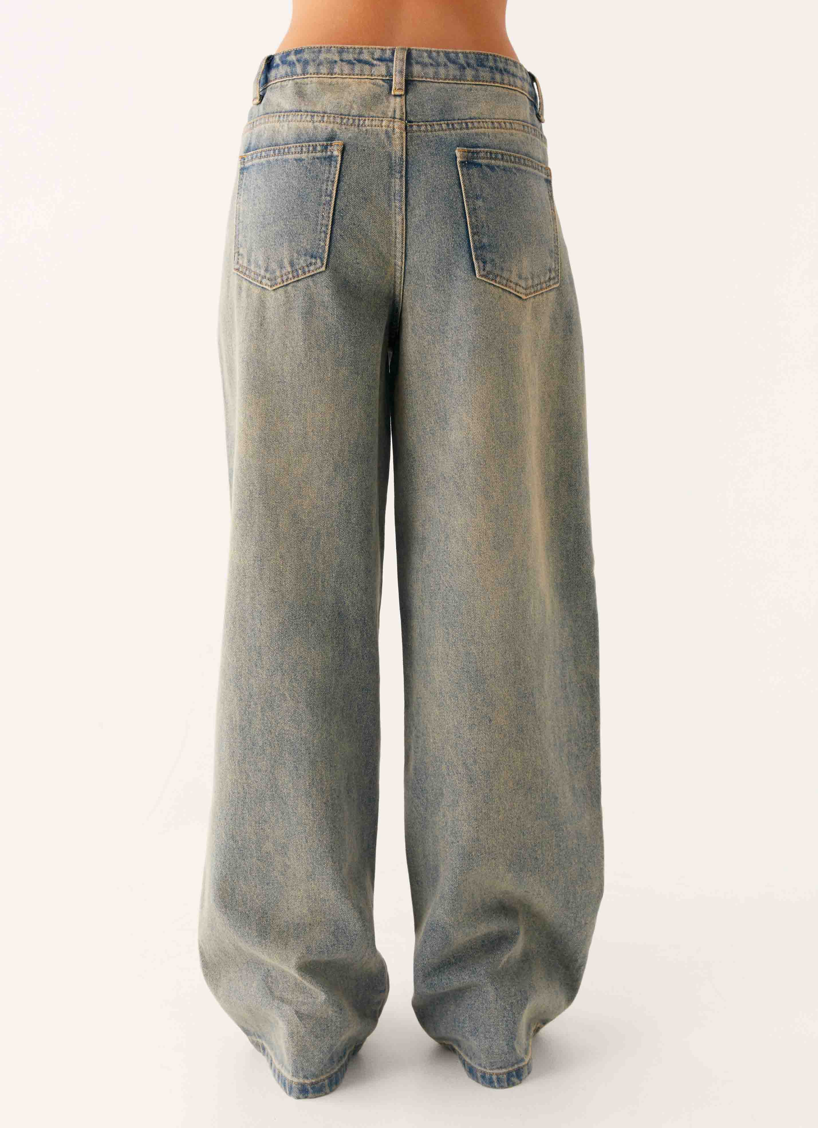 Keanna Low Rise Denim Jeans Dirty Wash