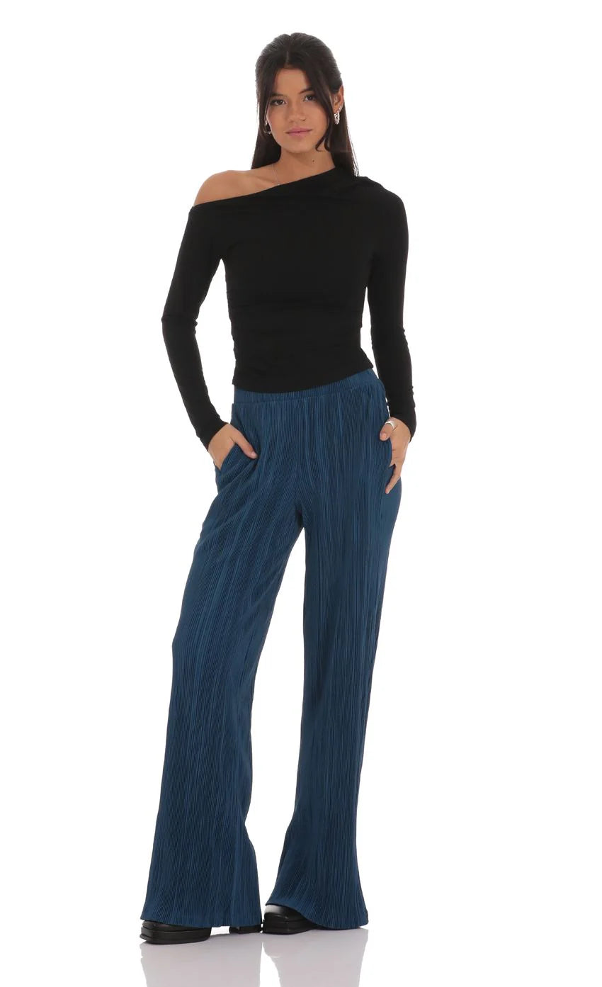 Pleated Straight Pants in Blue
