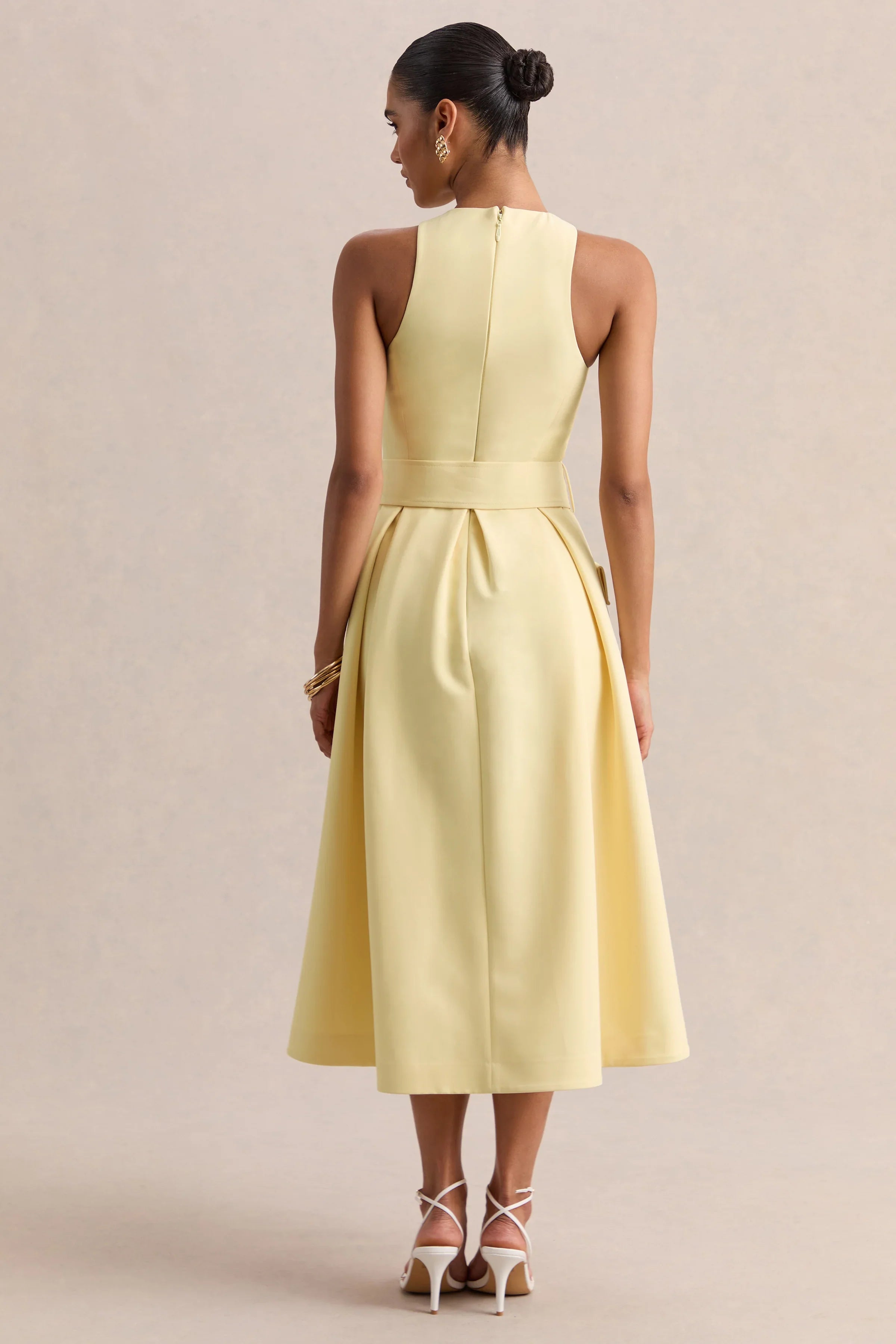 Magnora Lemon Crew Neck Belted Midi Dress