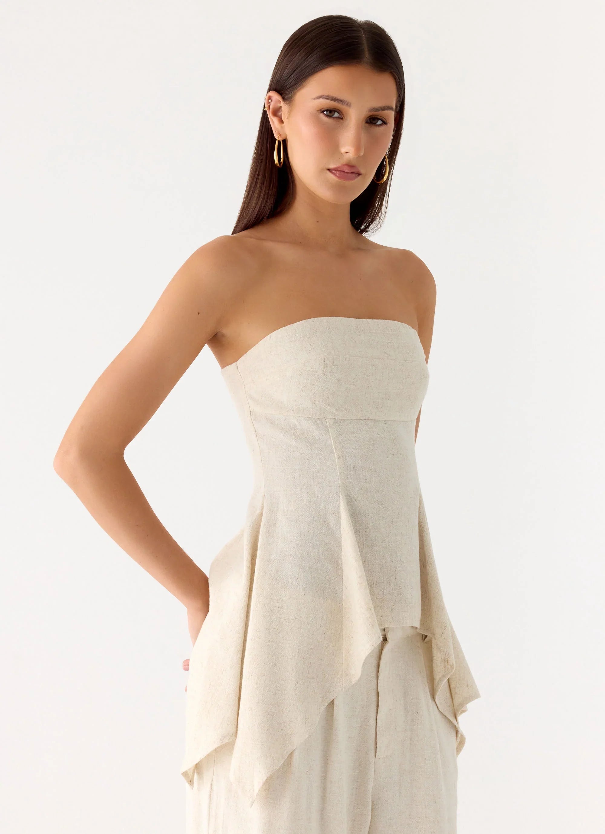 Rossi Hanky Hem Linen Top Oatmeal