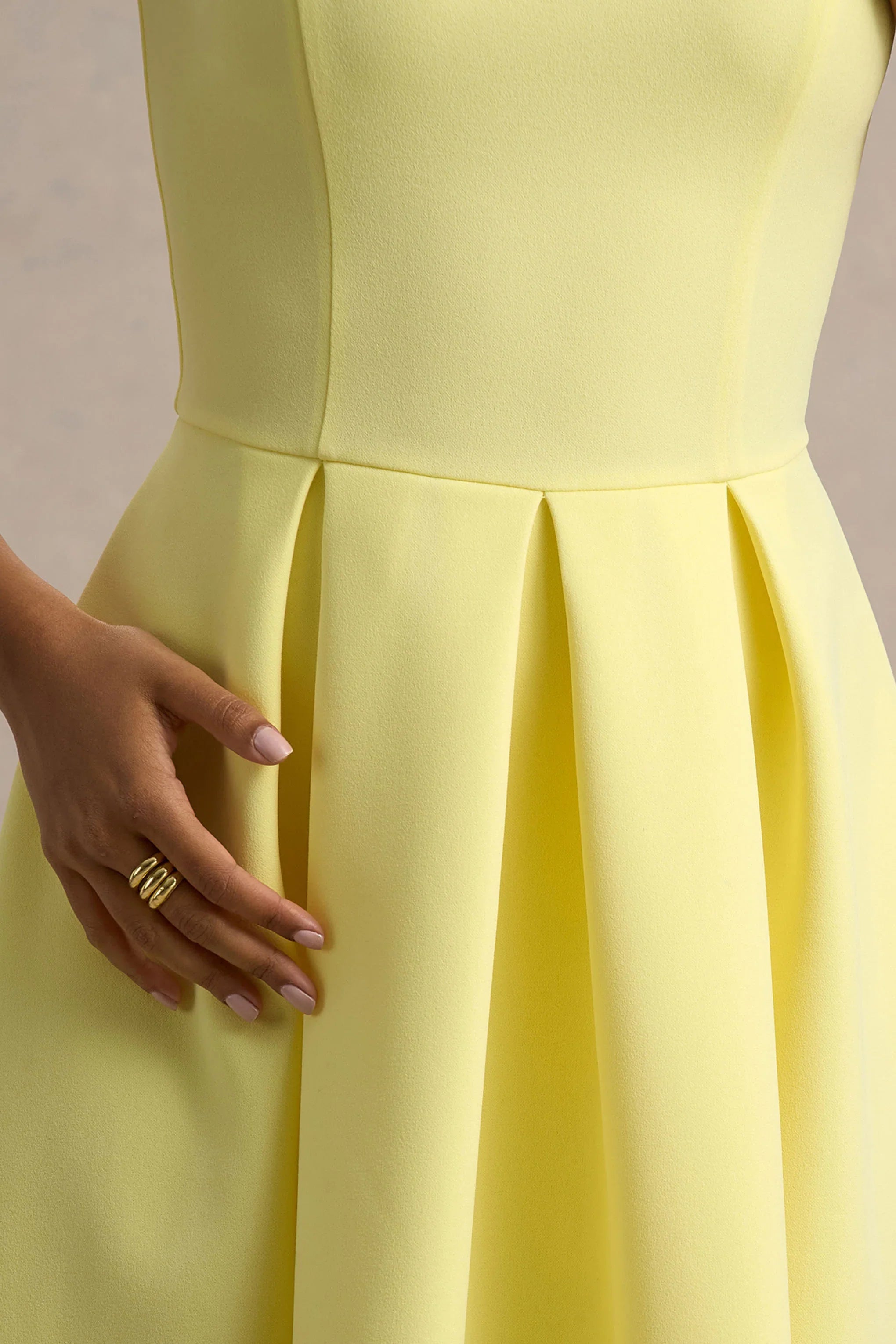 Bambina Lemon Scoop Neck Pleated Maxi Dress