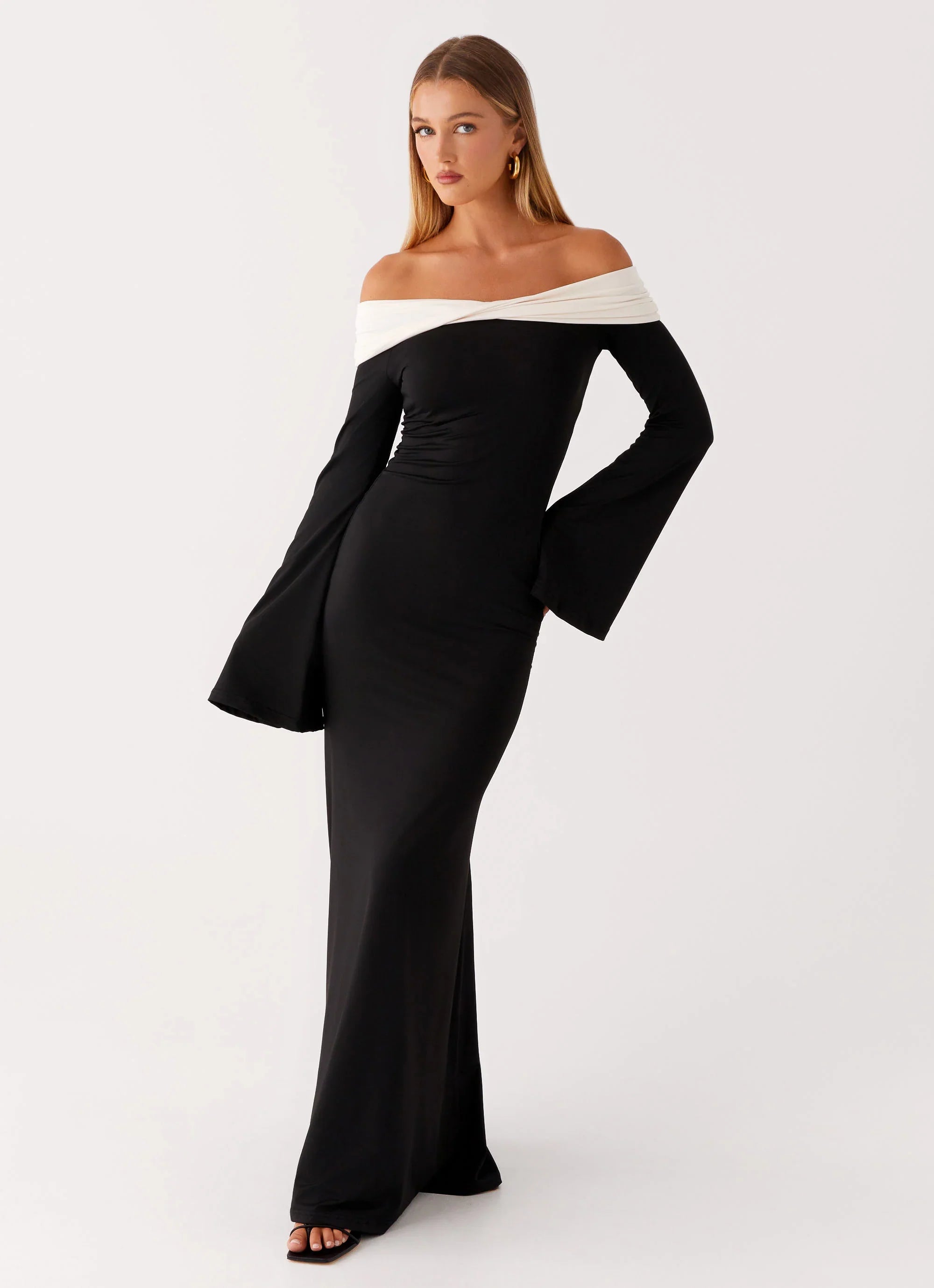 Hits Different Long Sleeve Maxi Dress Black