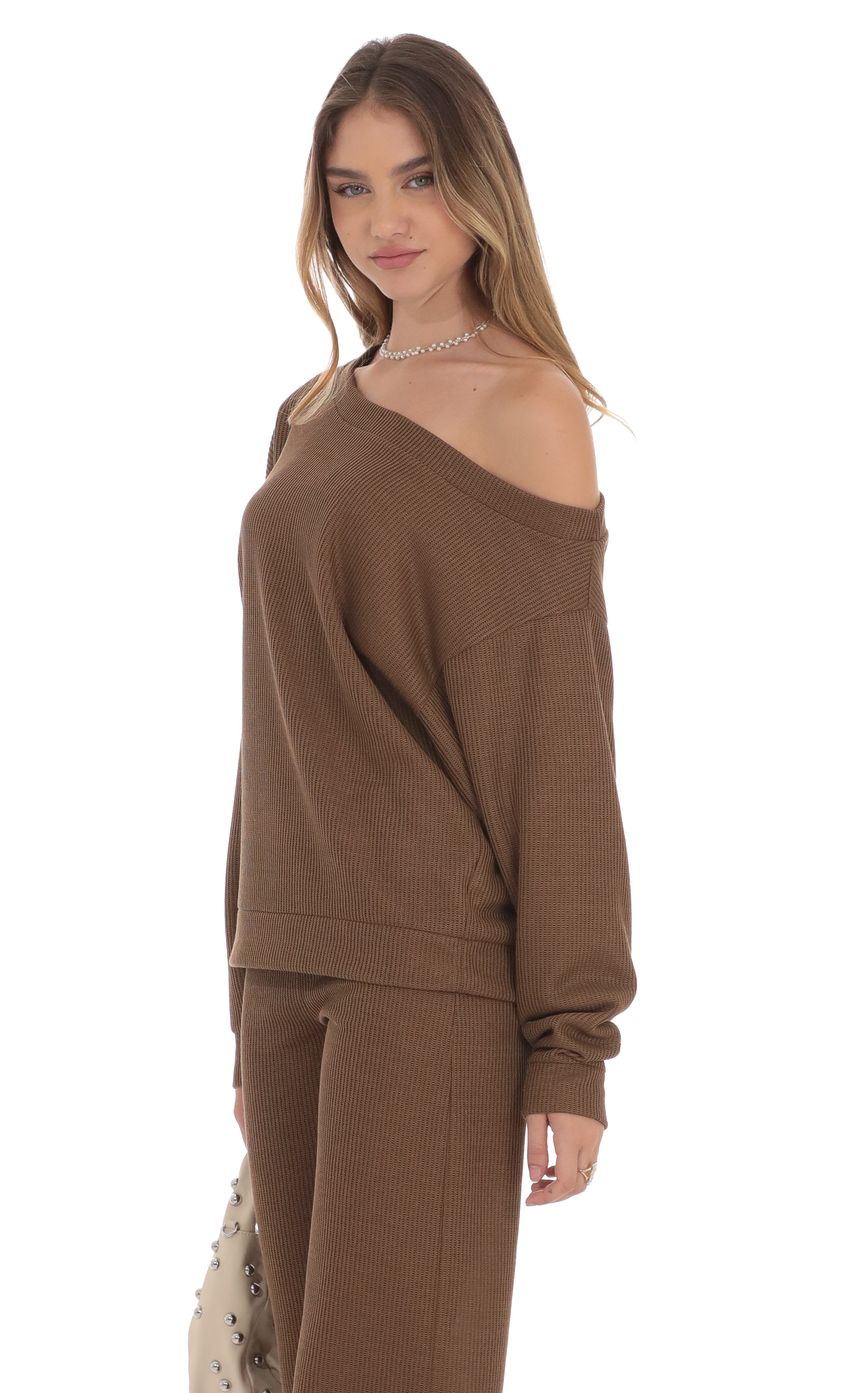 Off Shoulder Knit Oversized Jumper in Brown