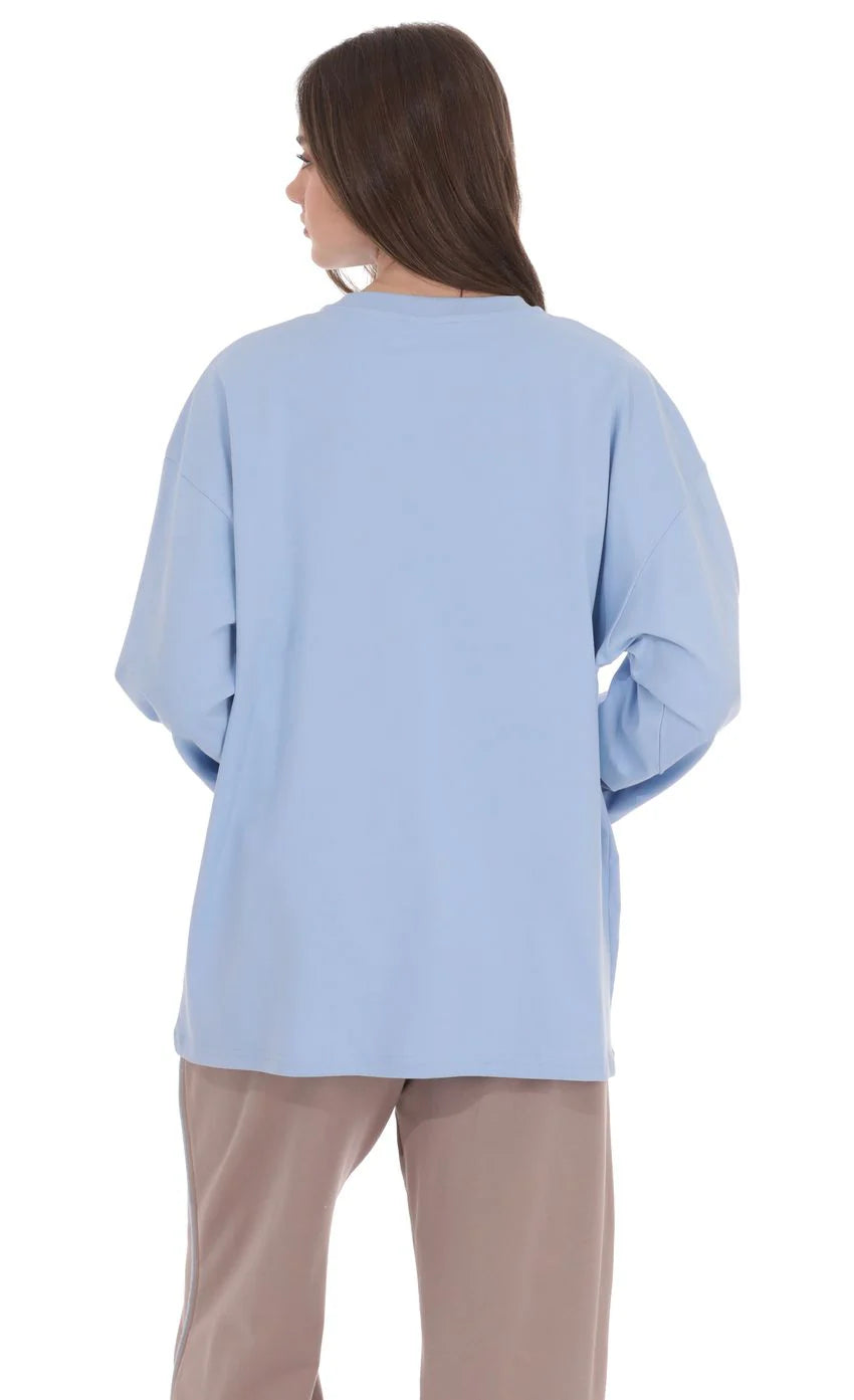 Lucy Graphic Crewneck Shirt in Light Blue
