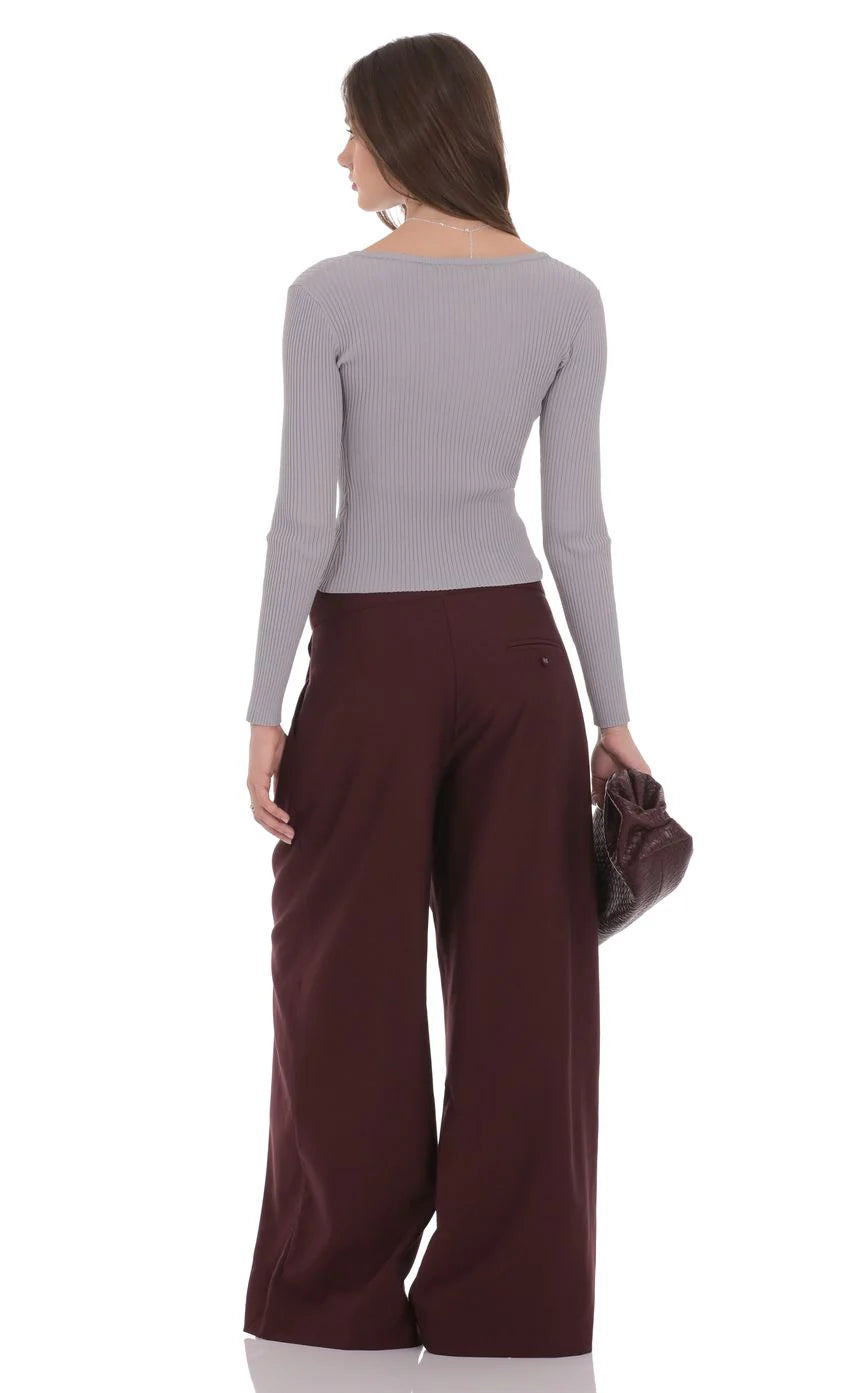 Pleated Baggy Trousers in Burgundy