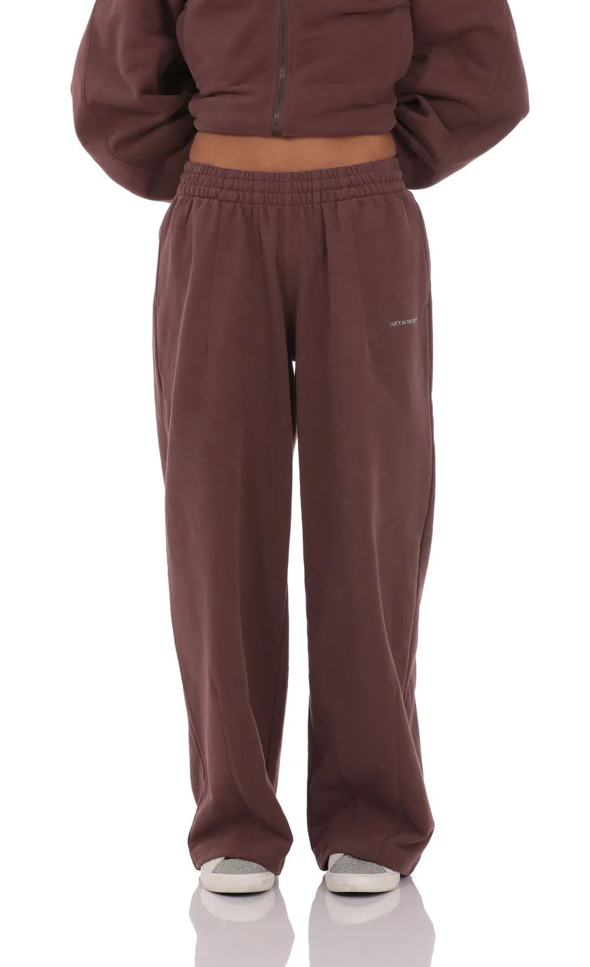 Darted Barrel Lucy Sweatpants in Brown
