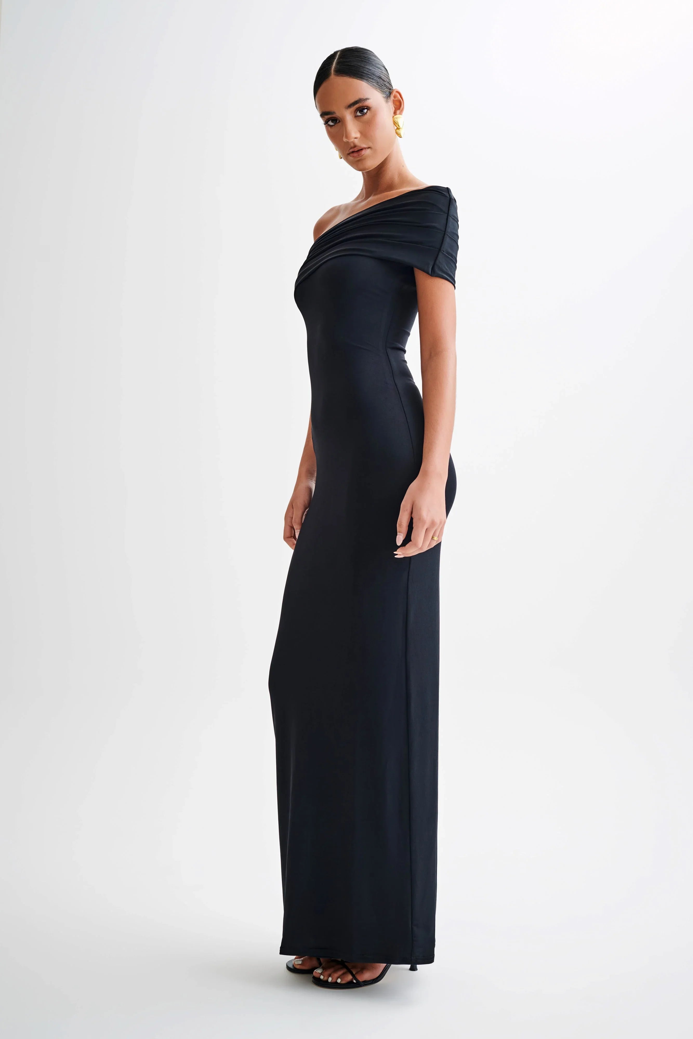 Cassandra Off Shoulder Slinky Maxi Dress Black