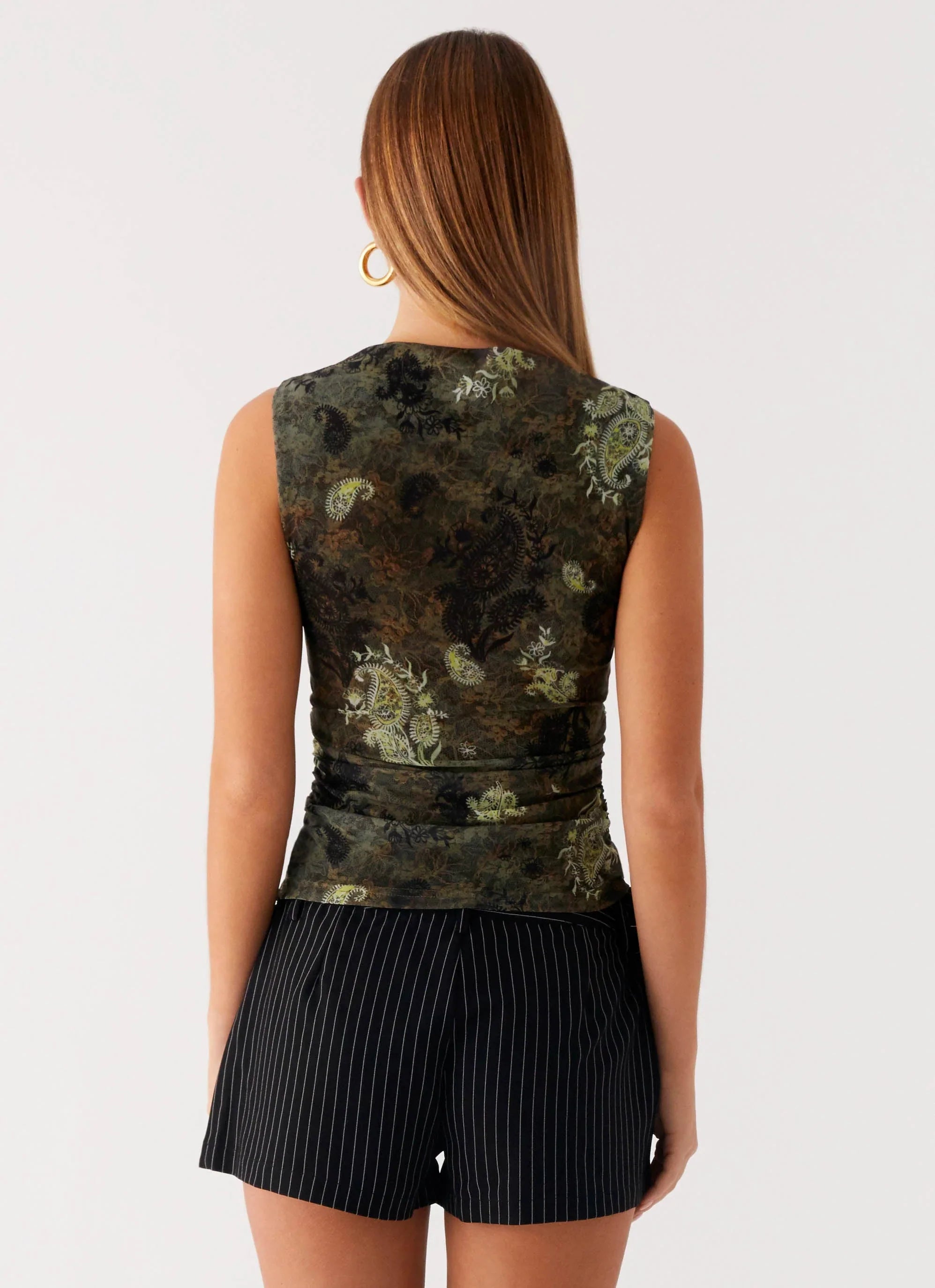 Reyka Suiting Shorts Black