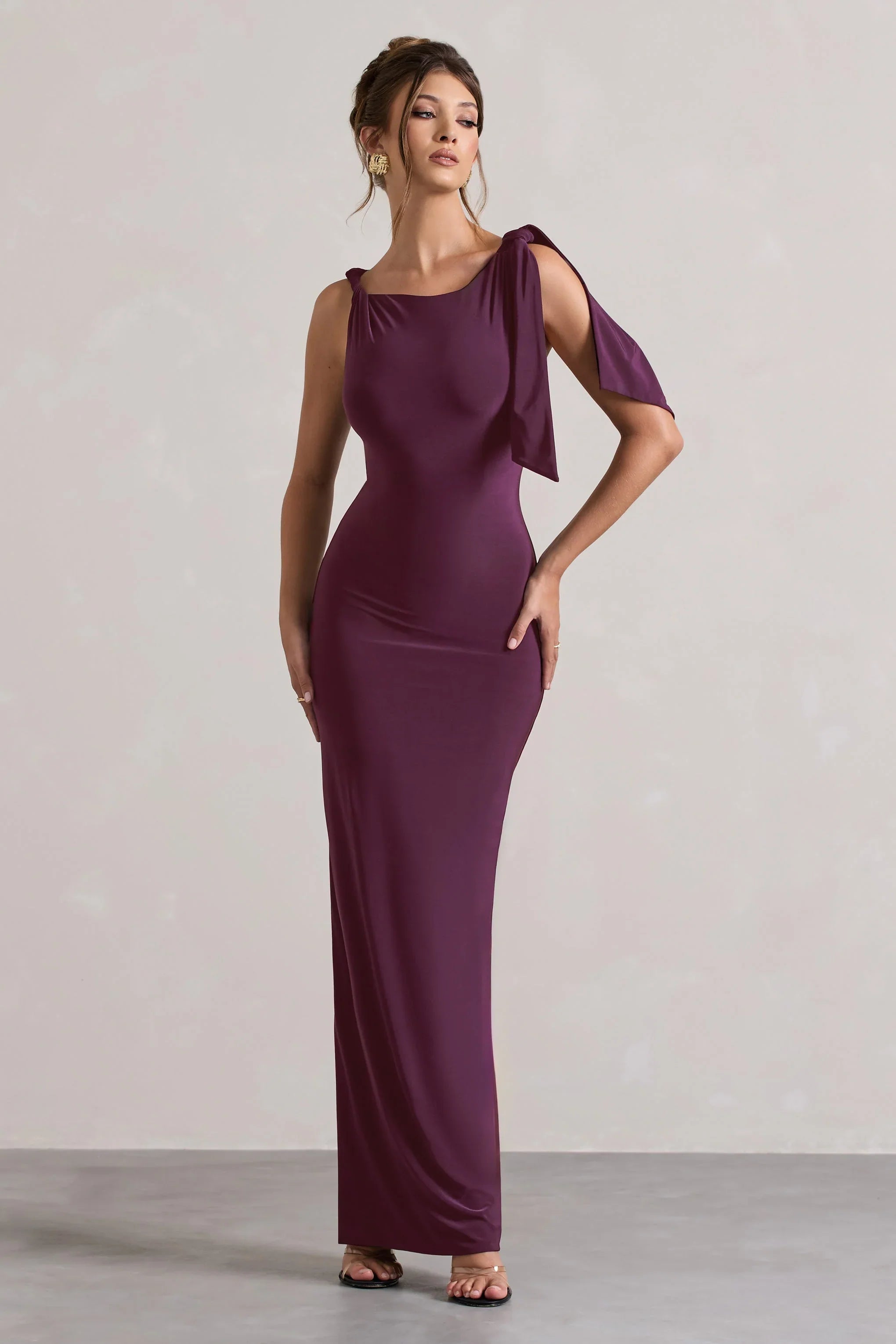 Kacey Plum Twisted Knot Maxi Dress