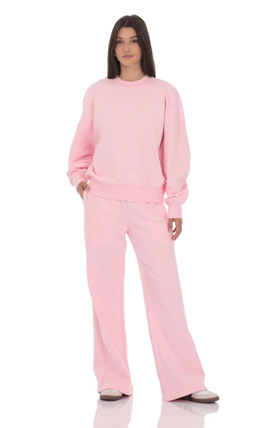 Lucy Oversized Cropped Crewneck in Pink