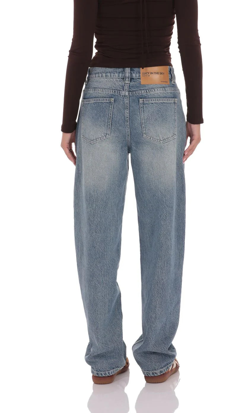 Faded Barrel Jeans in Washed Denim