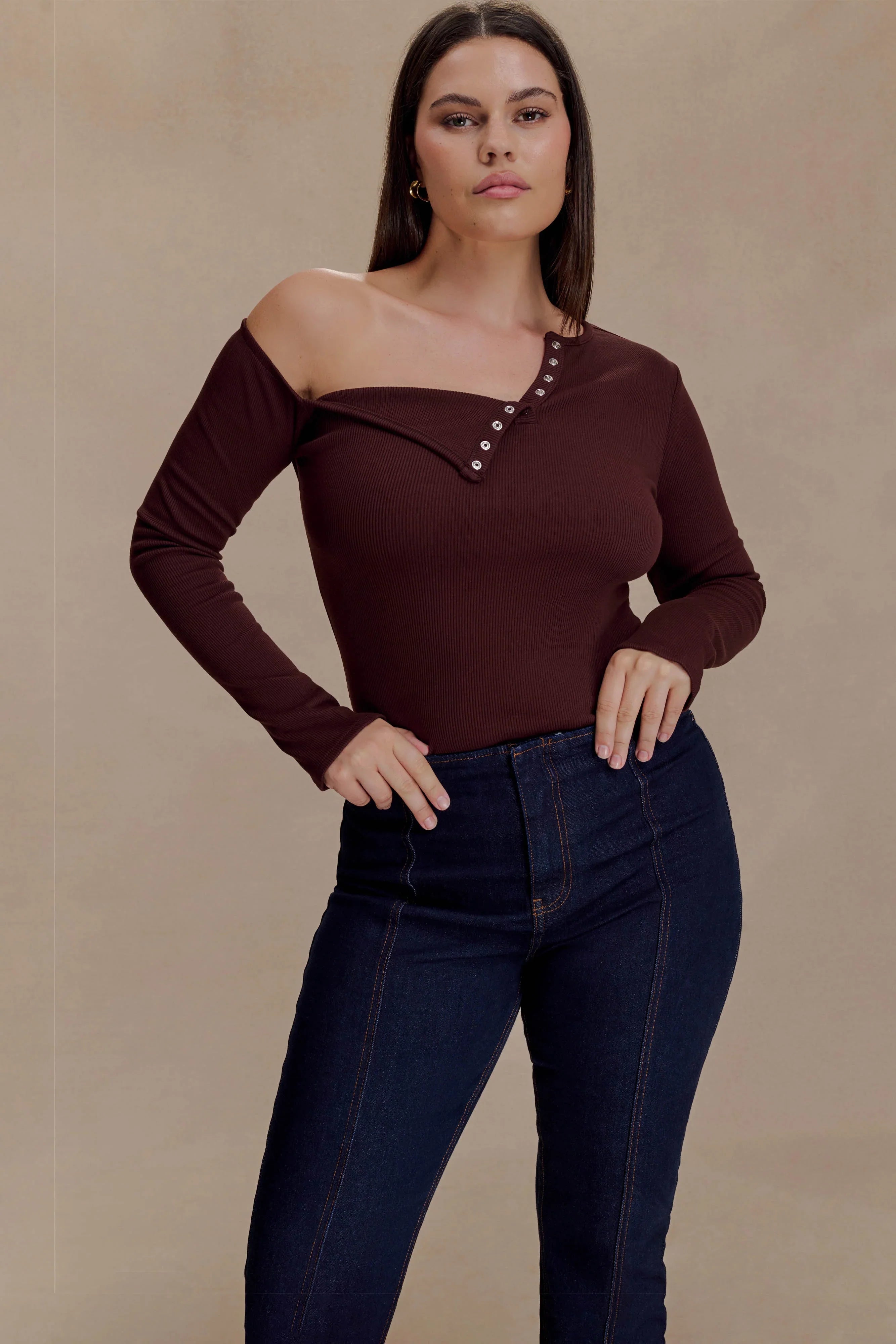 Maelle Off Shoulder Long Sleeve Top Deep Chocolate