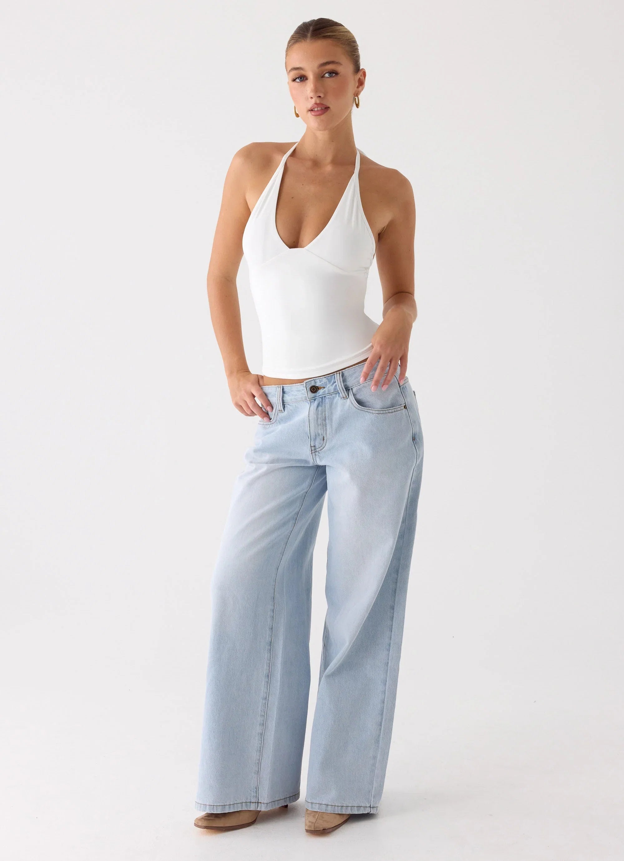 Neo Low Rise Wide Leg Denim Jeans Light Blue Wash