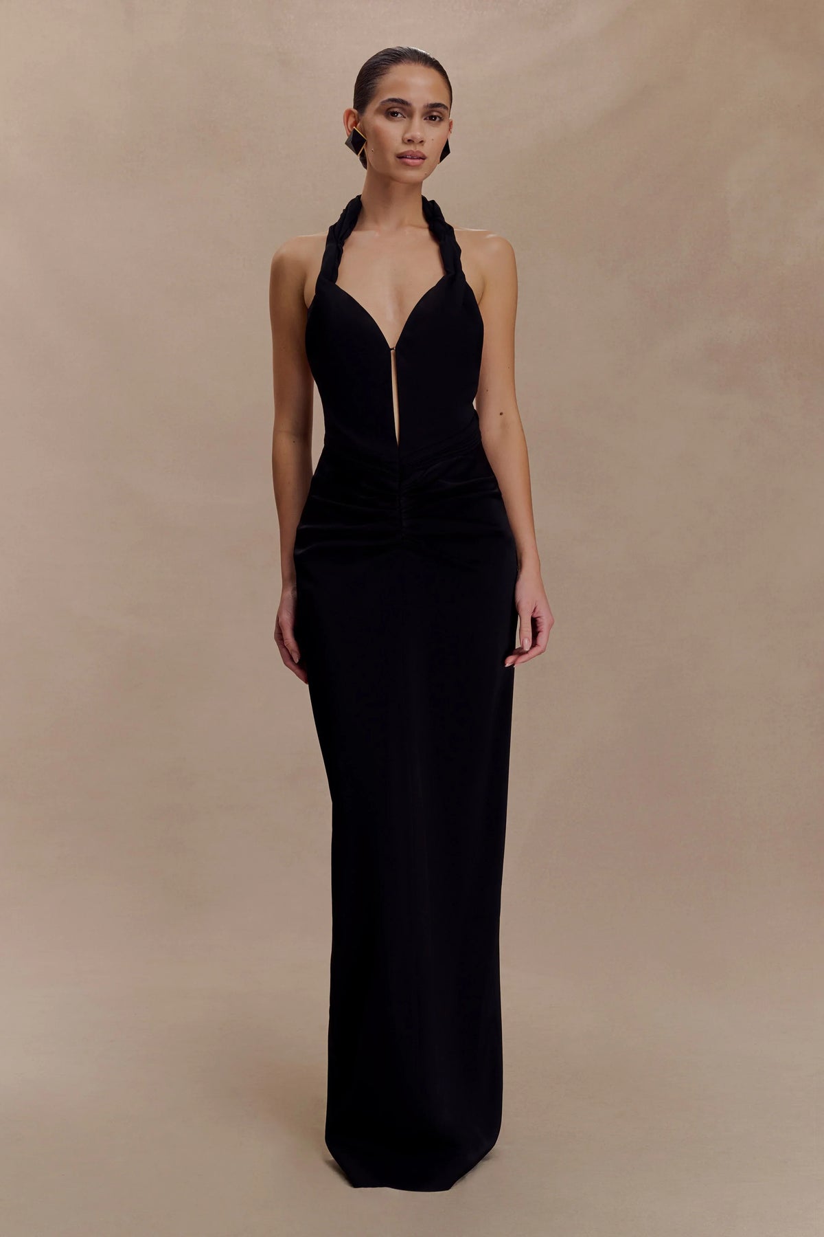 Vivianne Low Neck Maxi Dress Black
