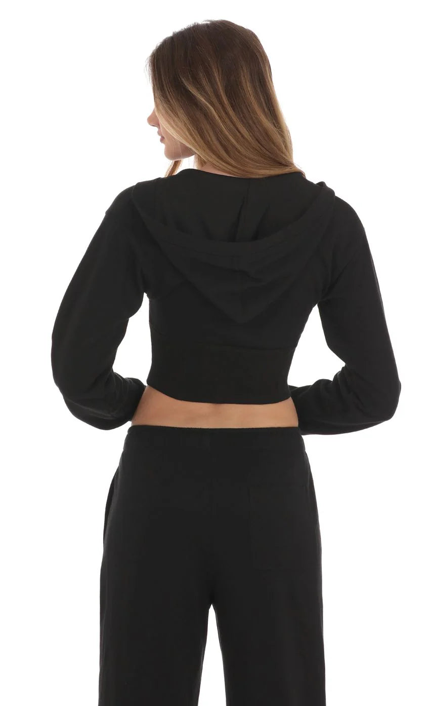 Cropped Pointed Hoodie in Black