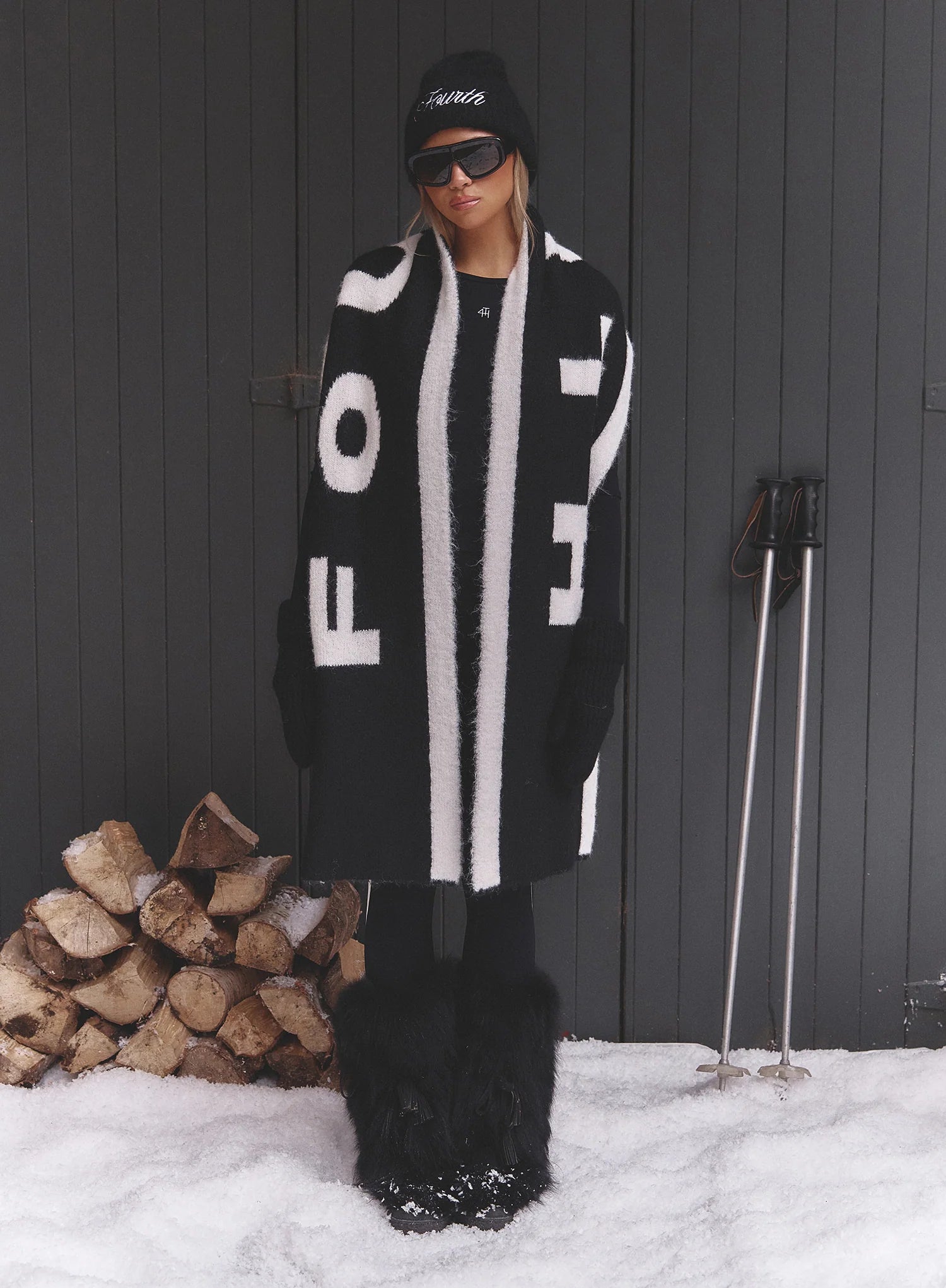 Black Fourth Branded Knitted Scarf